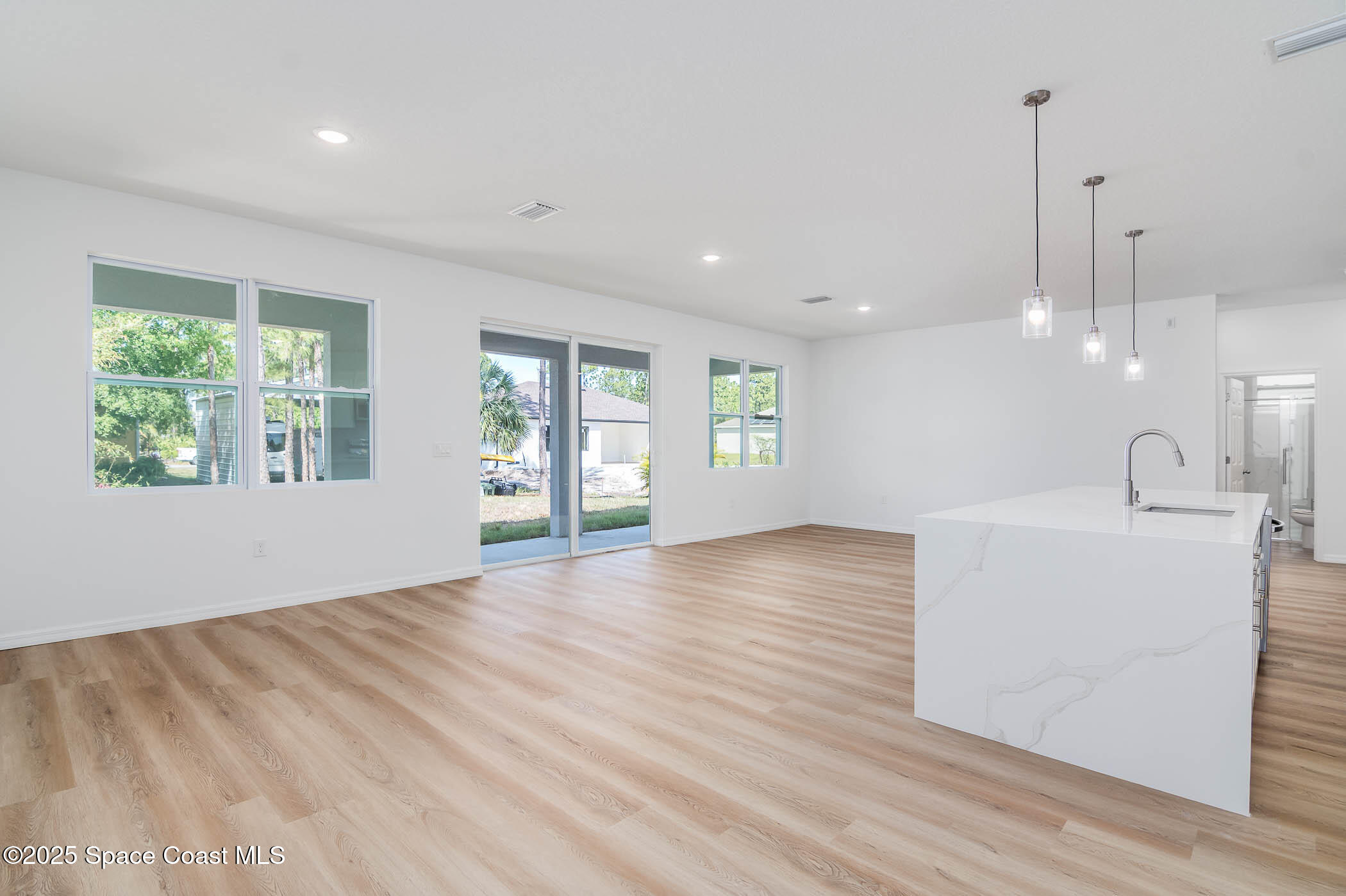 3274 Foresman SE