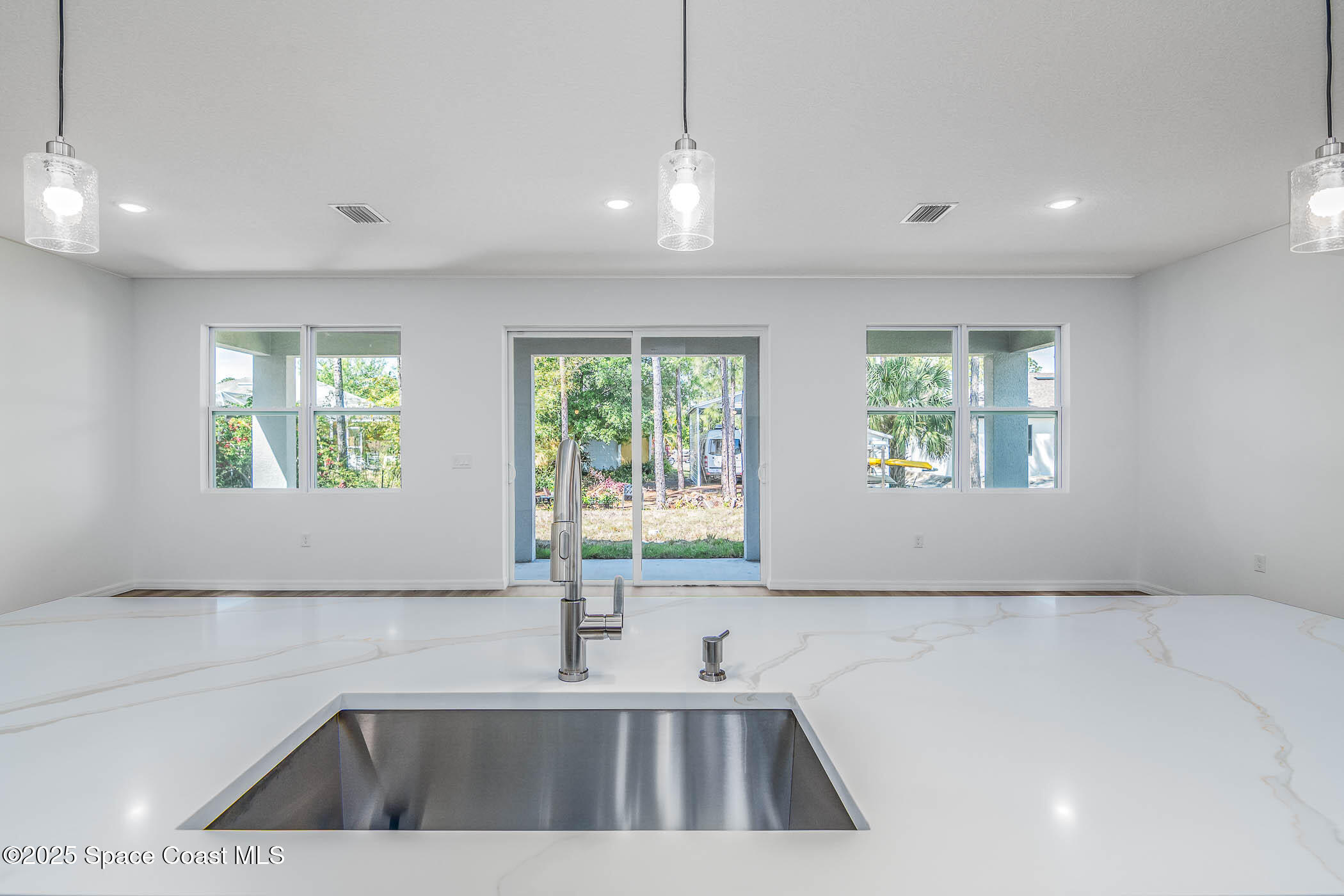 3274 Foresman SE