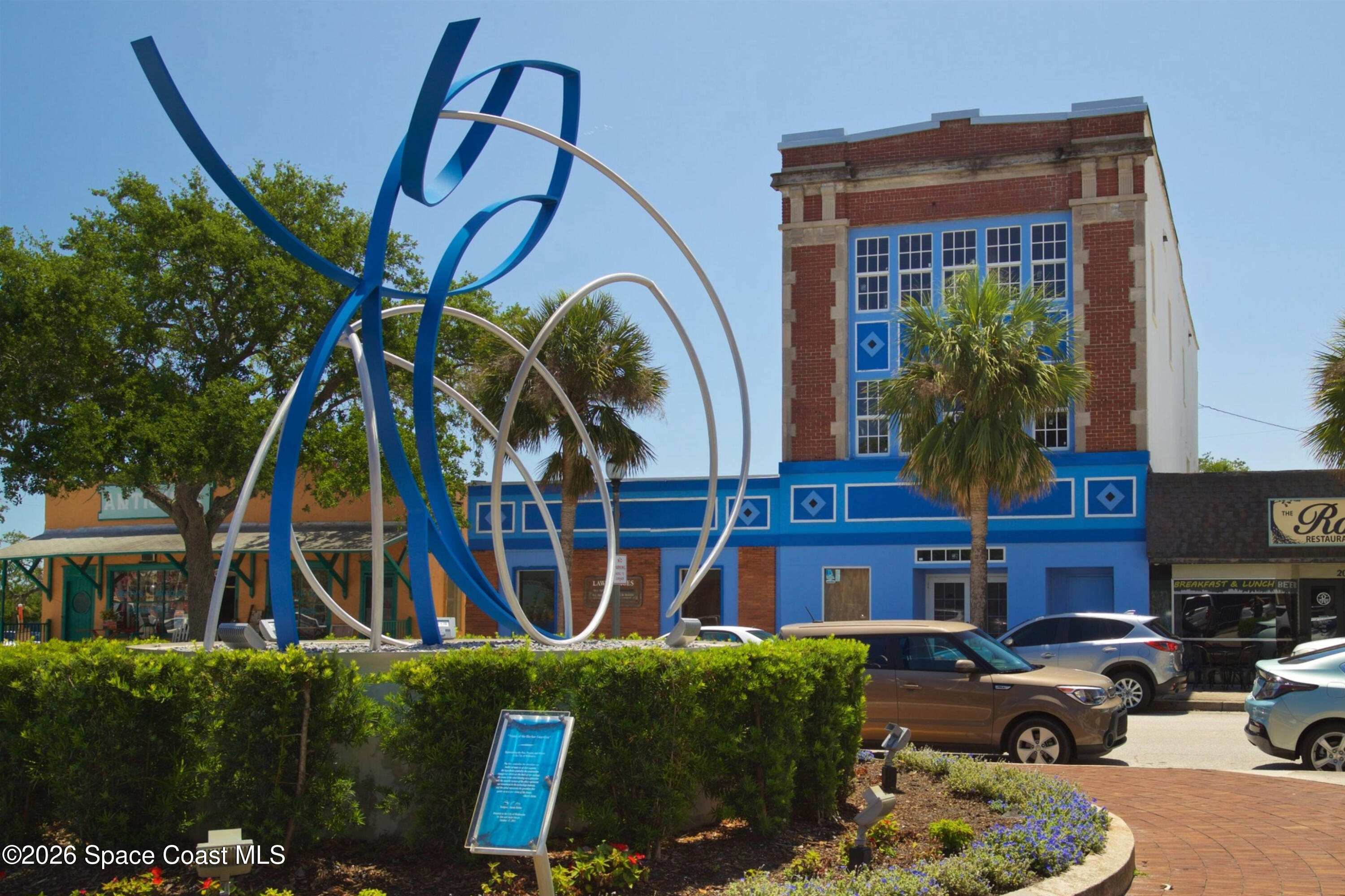 115 W Seminole Avenue 212