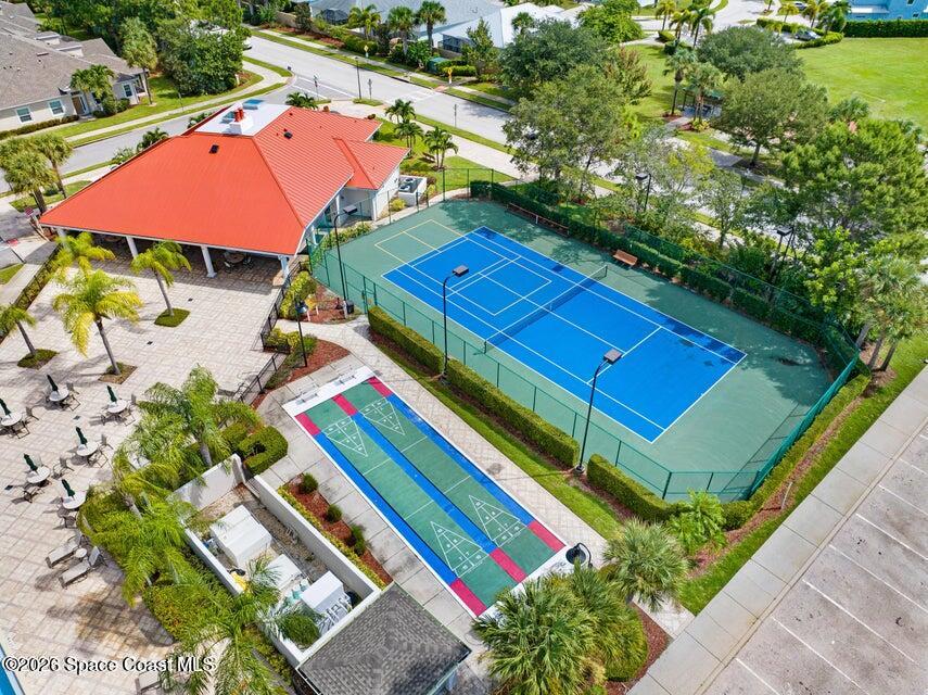 2049 Tullagee Avenue