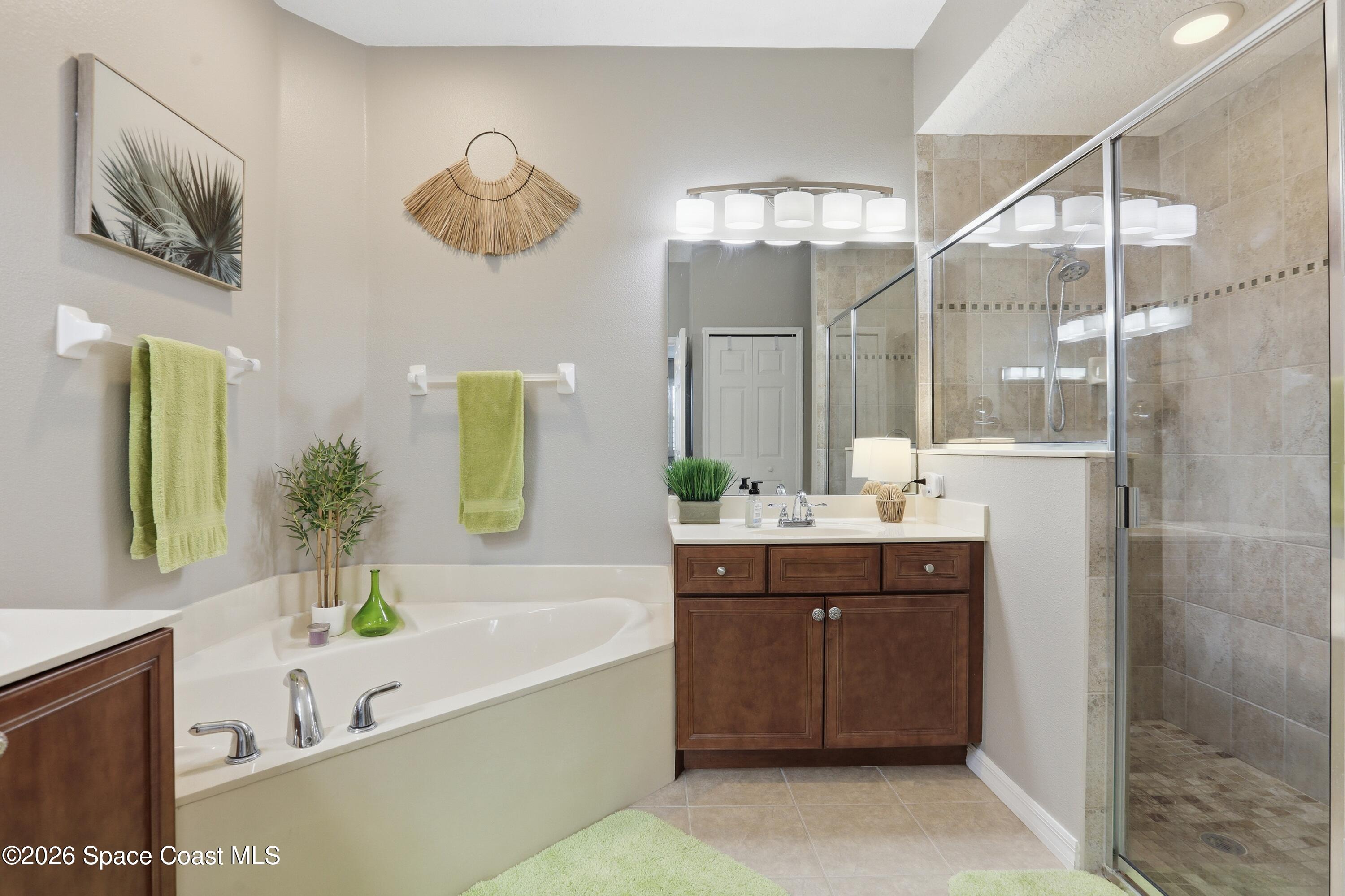 2049 Tullagee Avenue