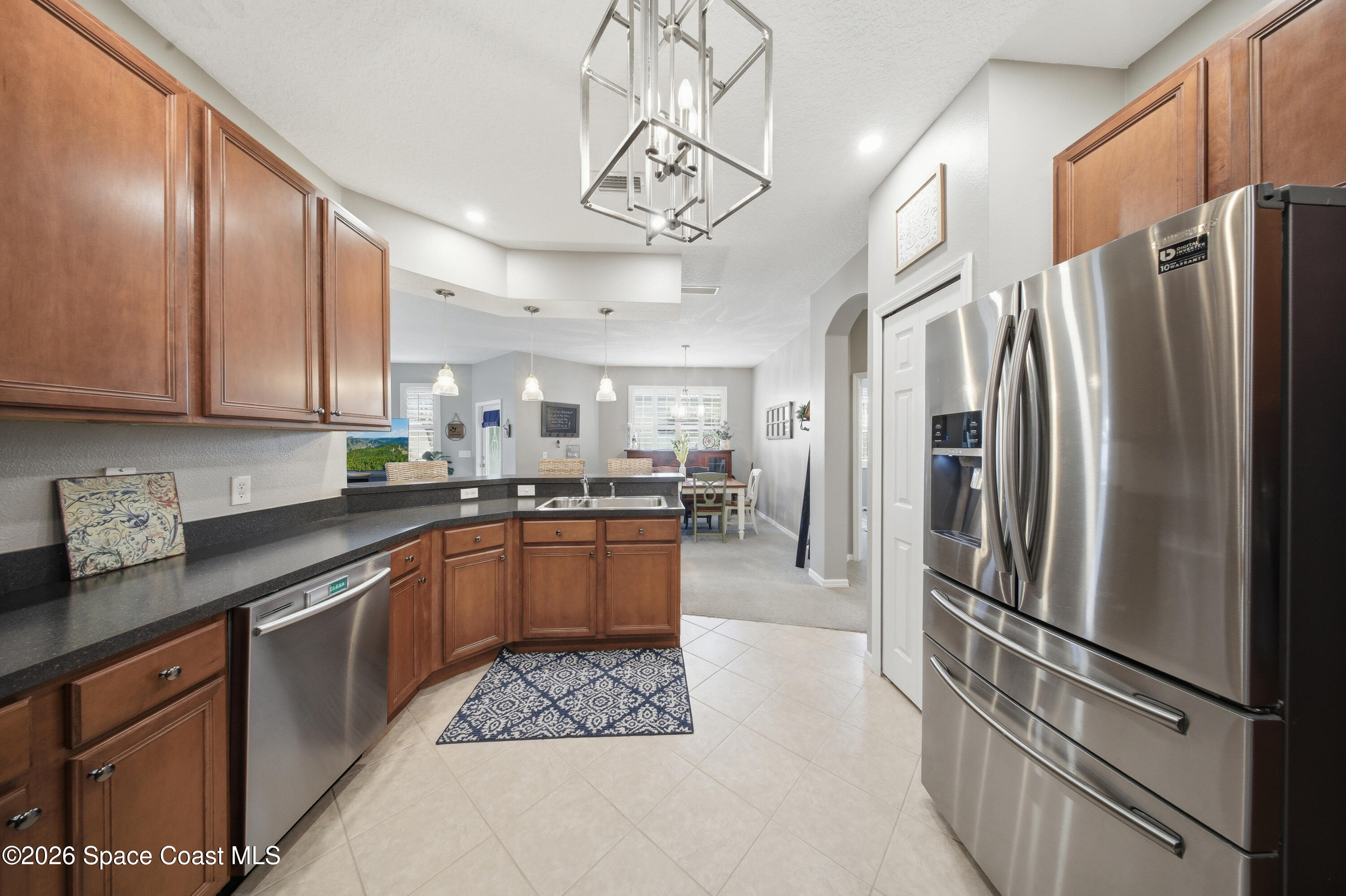 2049 Tullagee Avenue