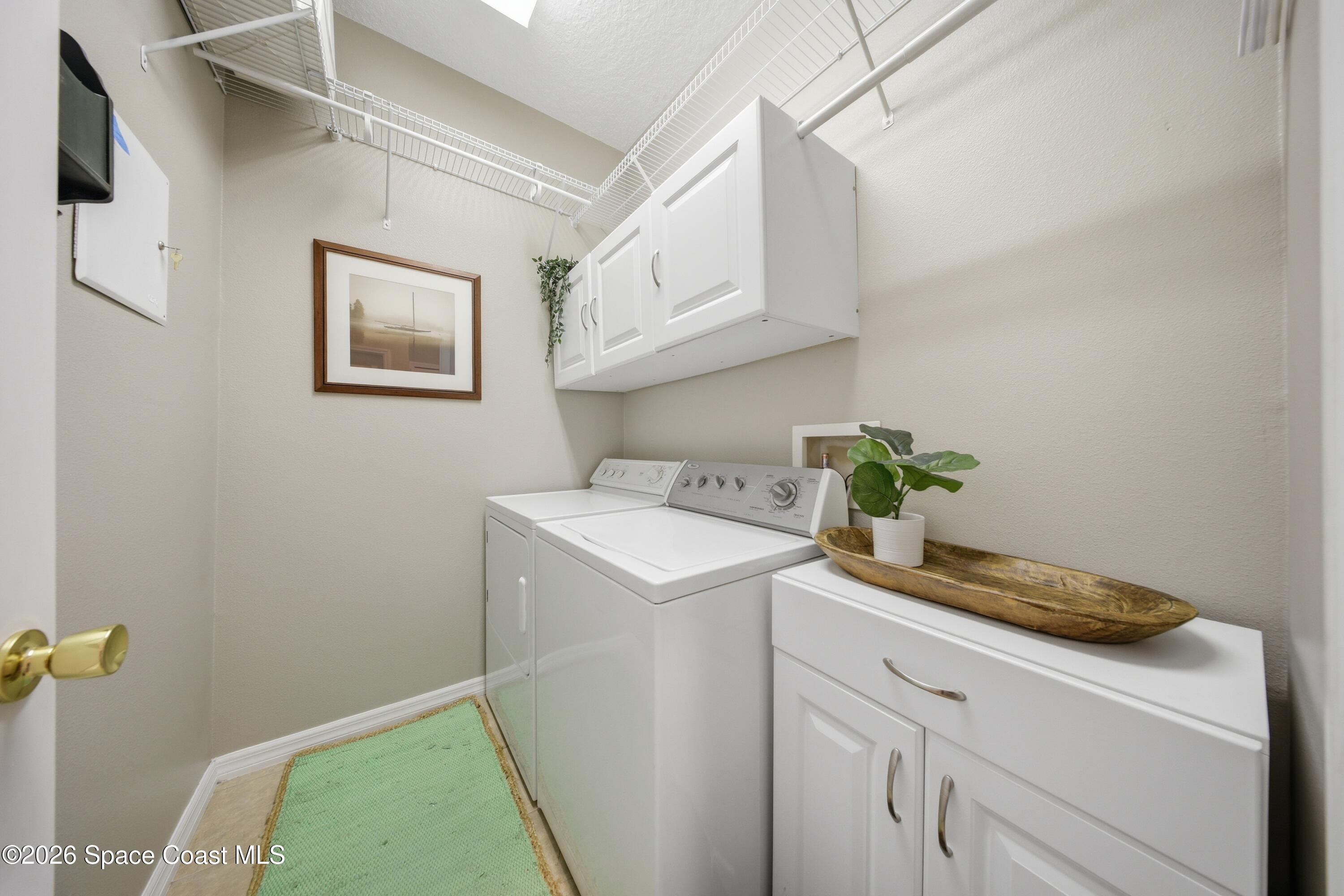 2049 Tullagee Avenue