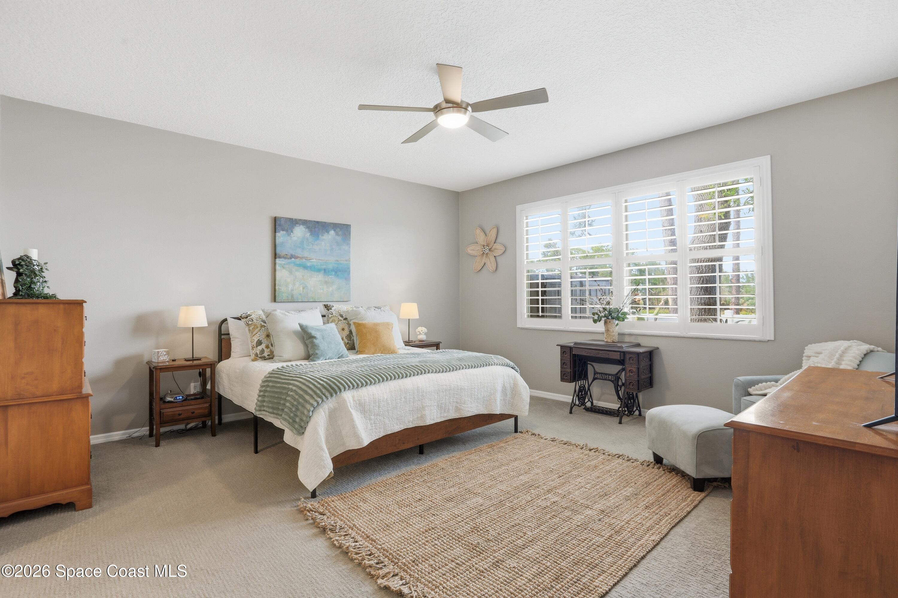 2049 Tullagee Avenue