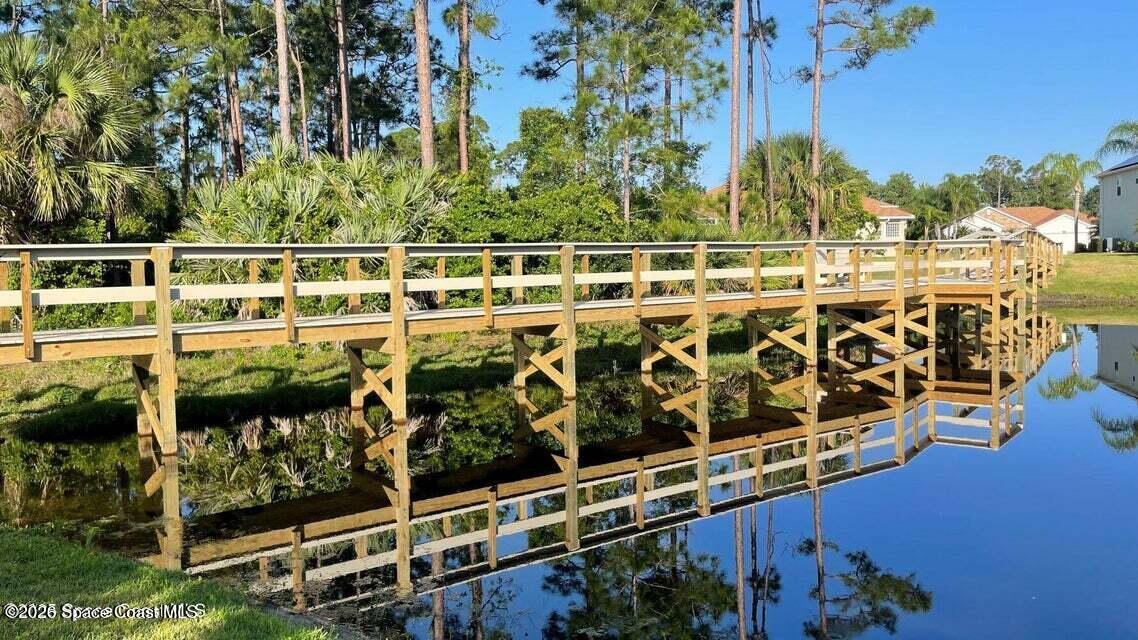 2049 Tullagee Avenue