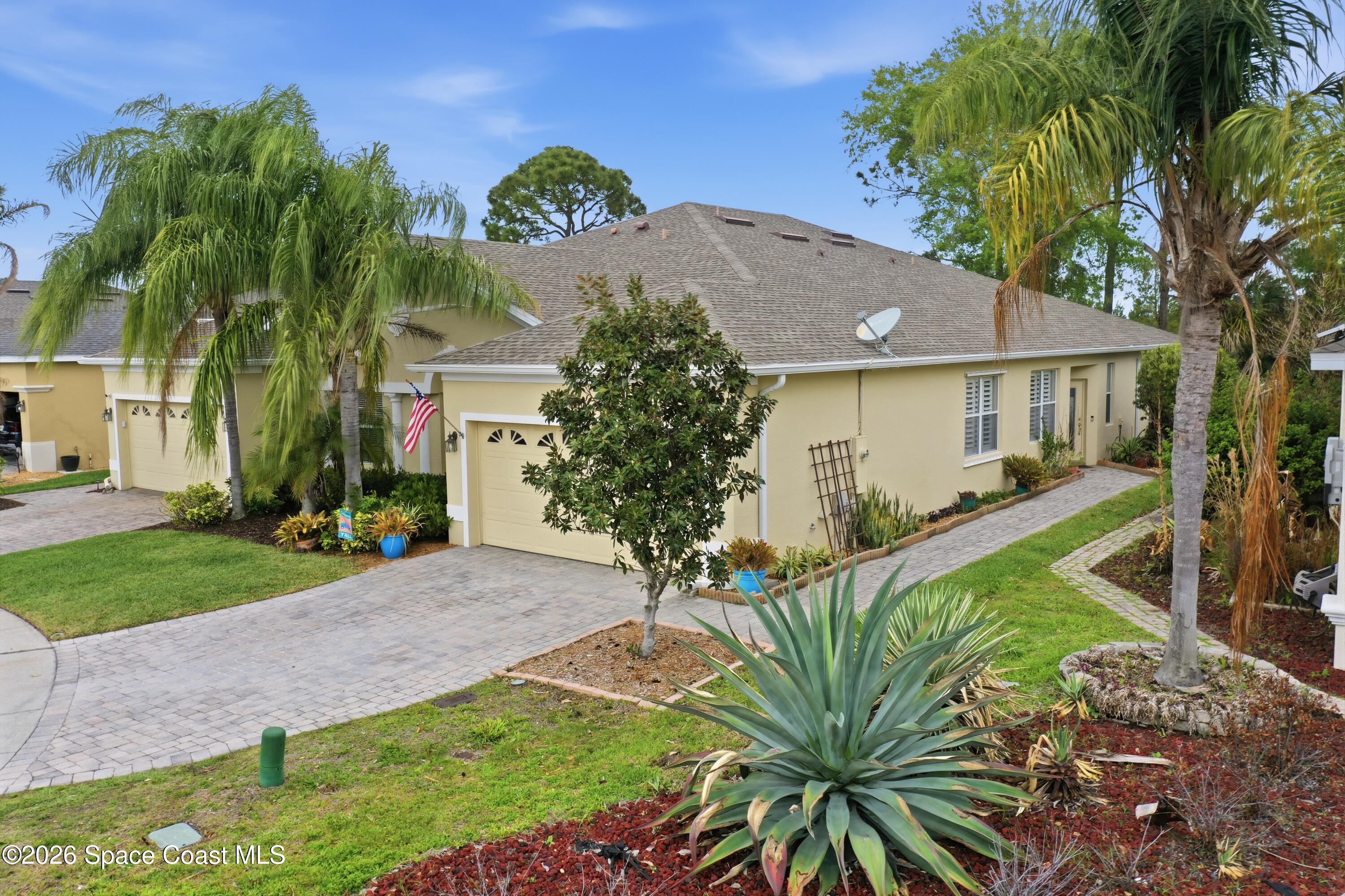 2049 Tullagee Avenue