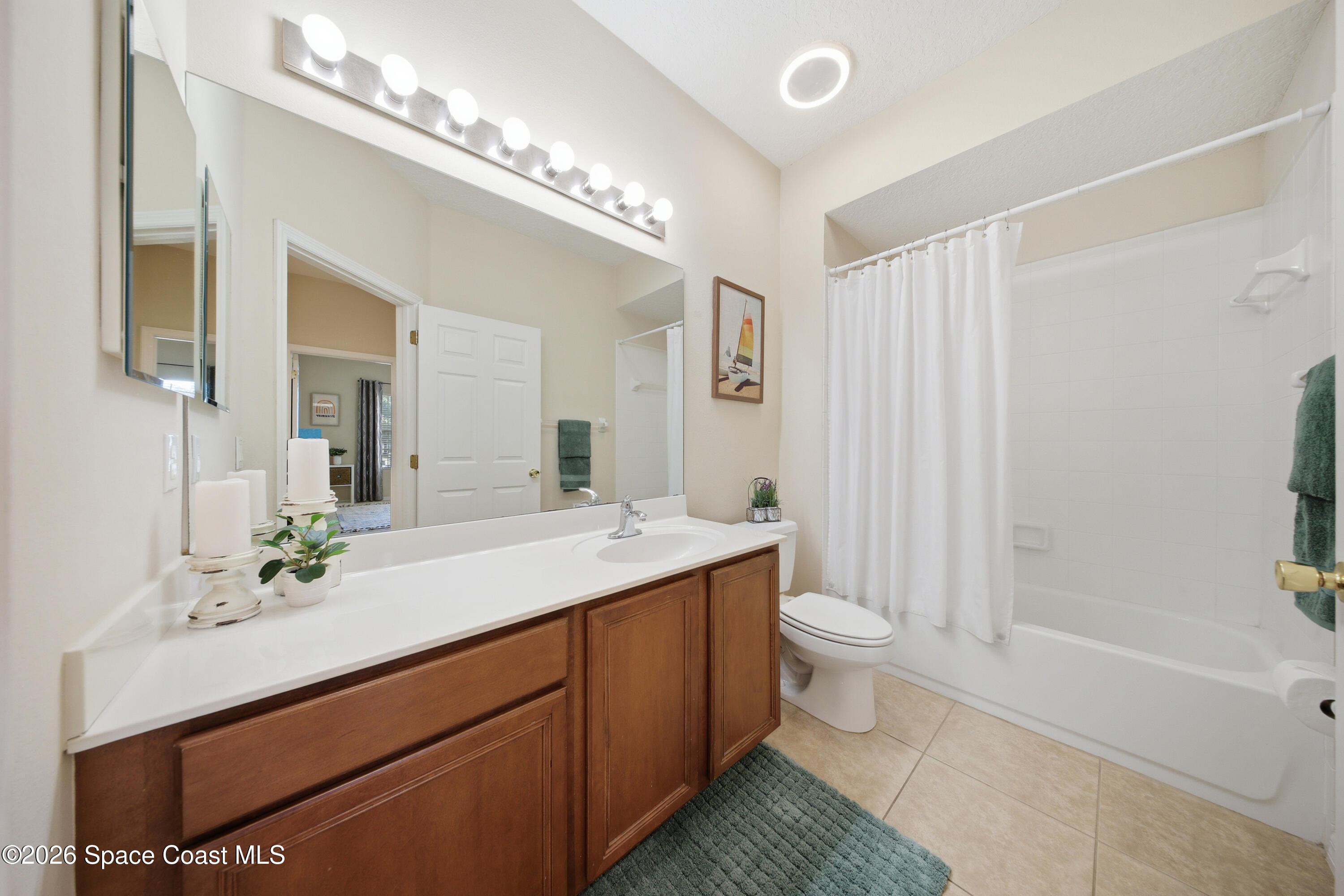 2059 Tullagee Avenue