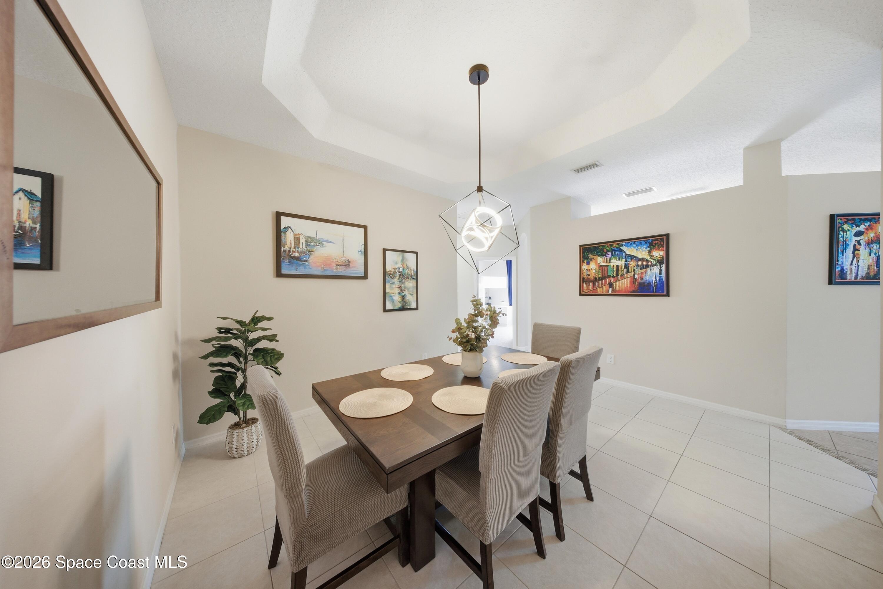 2059 Tullagee Avenue