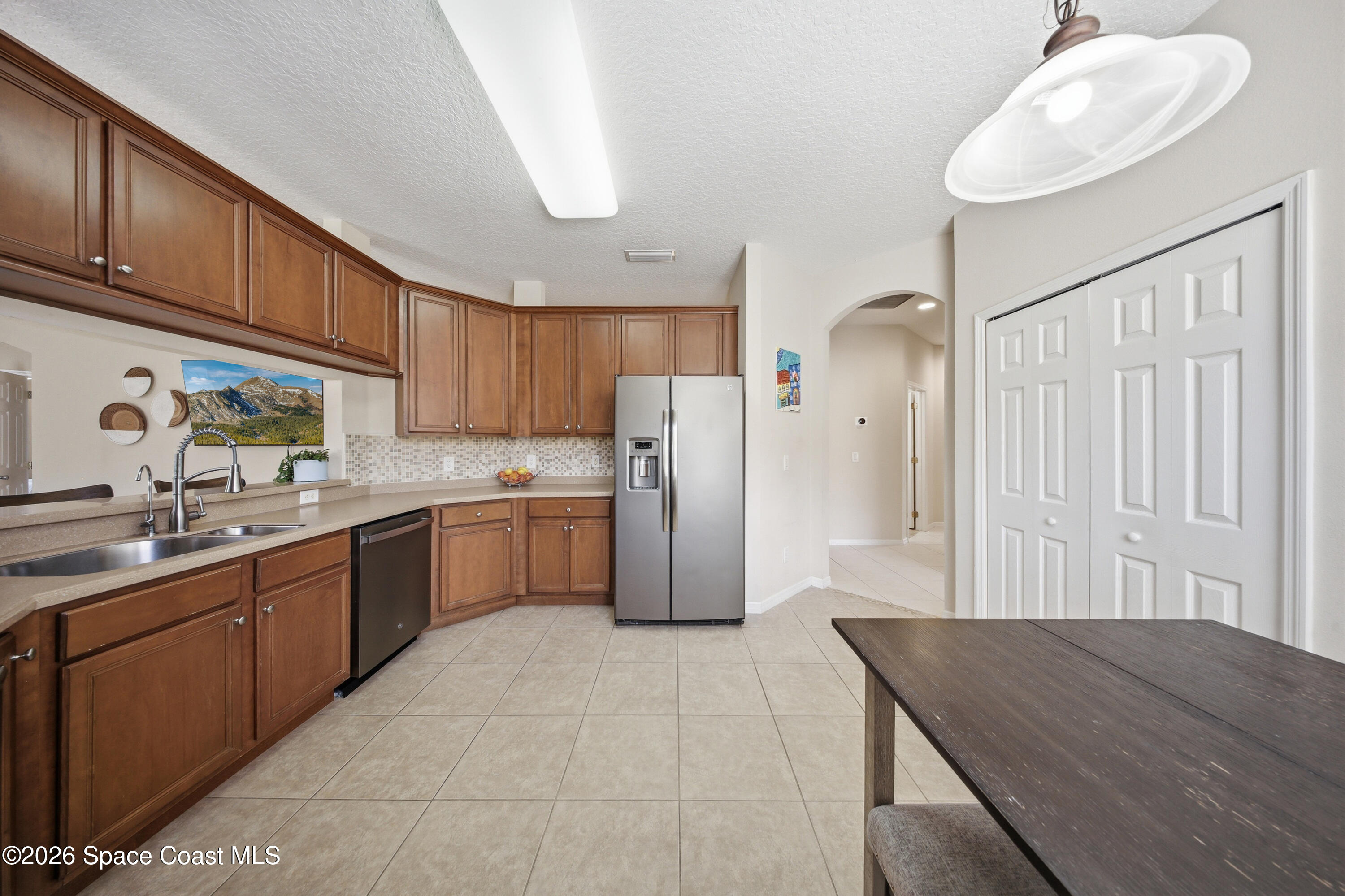 2059 Tullagee Avenue