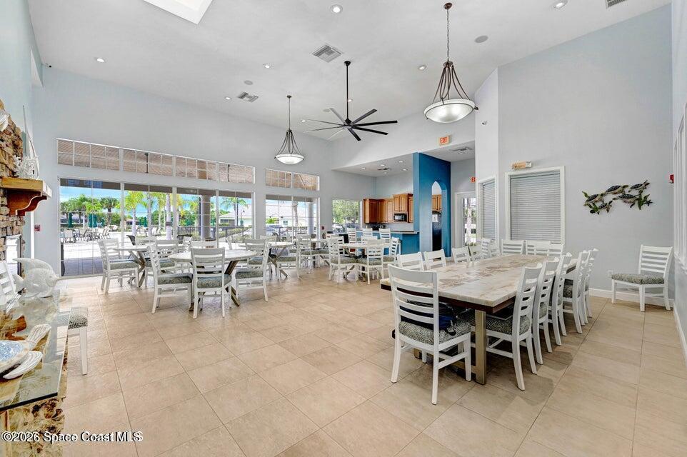 2059 Tullagee Avenue