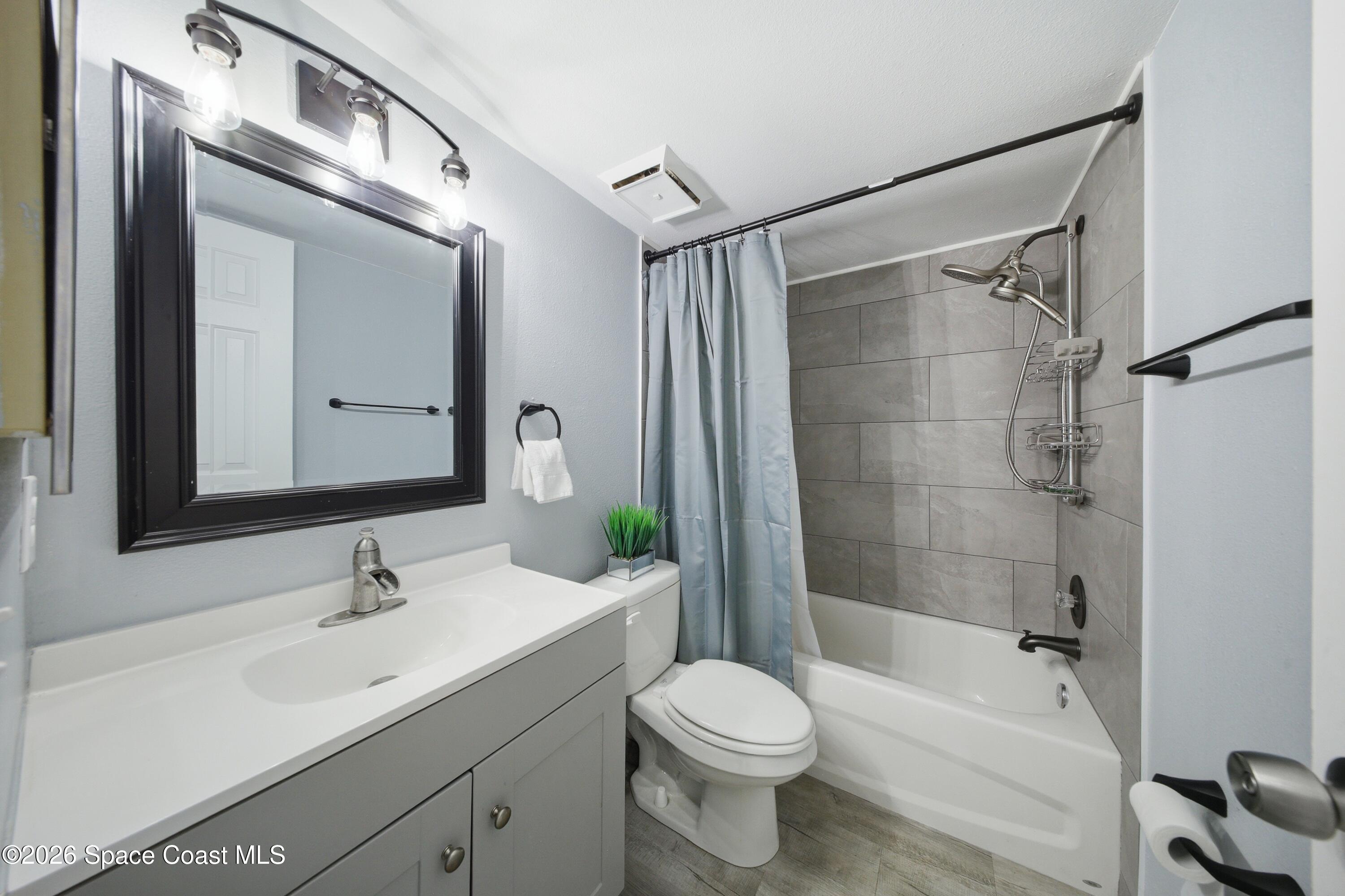 1515 Huntington Lane 927