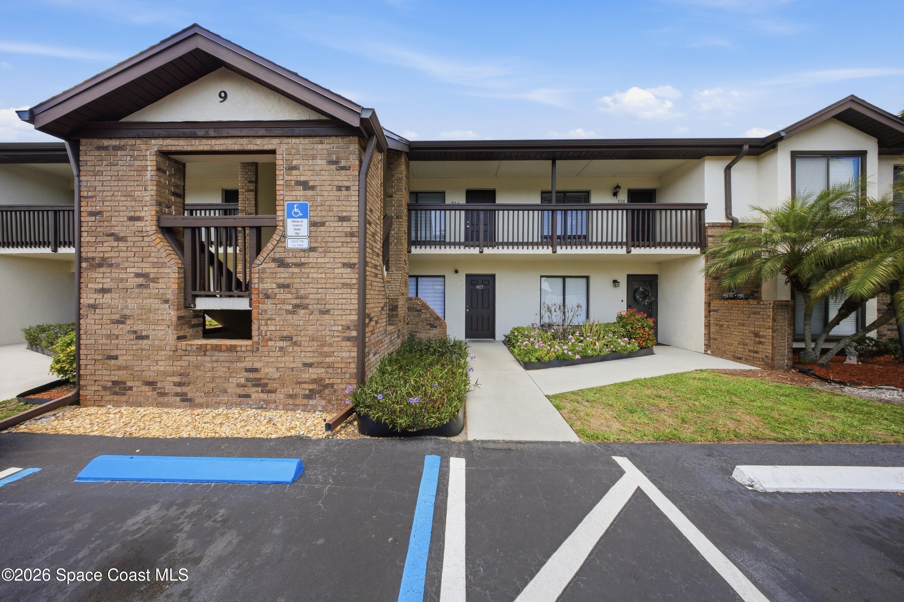 1515 Huntington Lane 927
