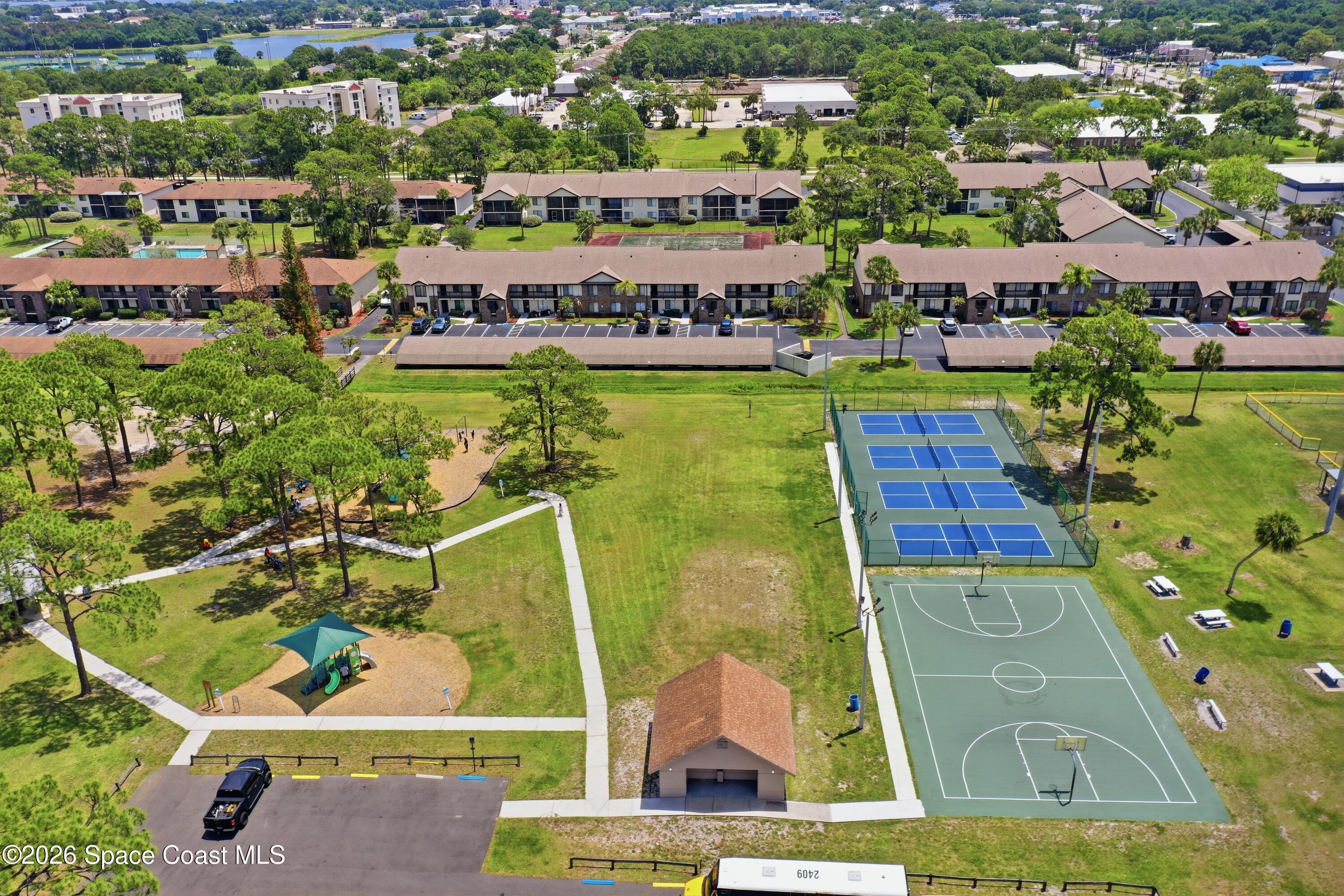 1515 Huntington Lane 927