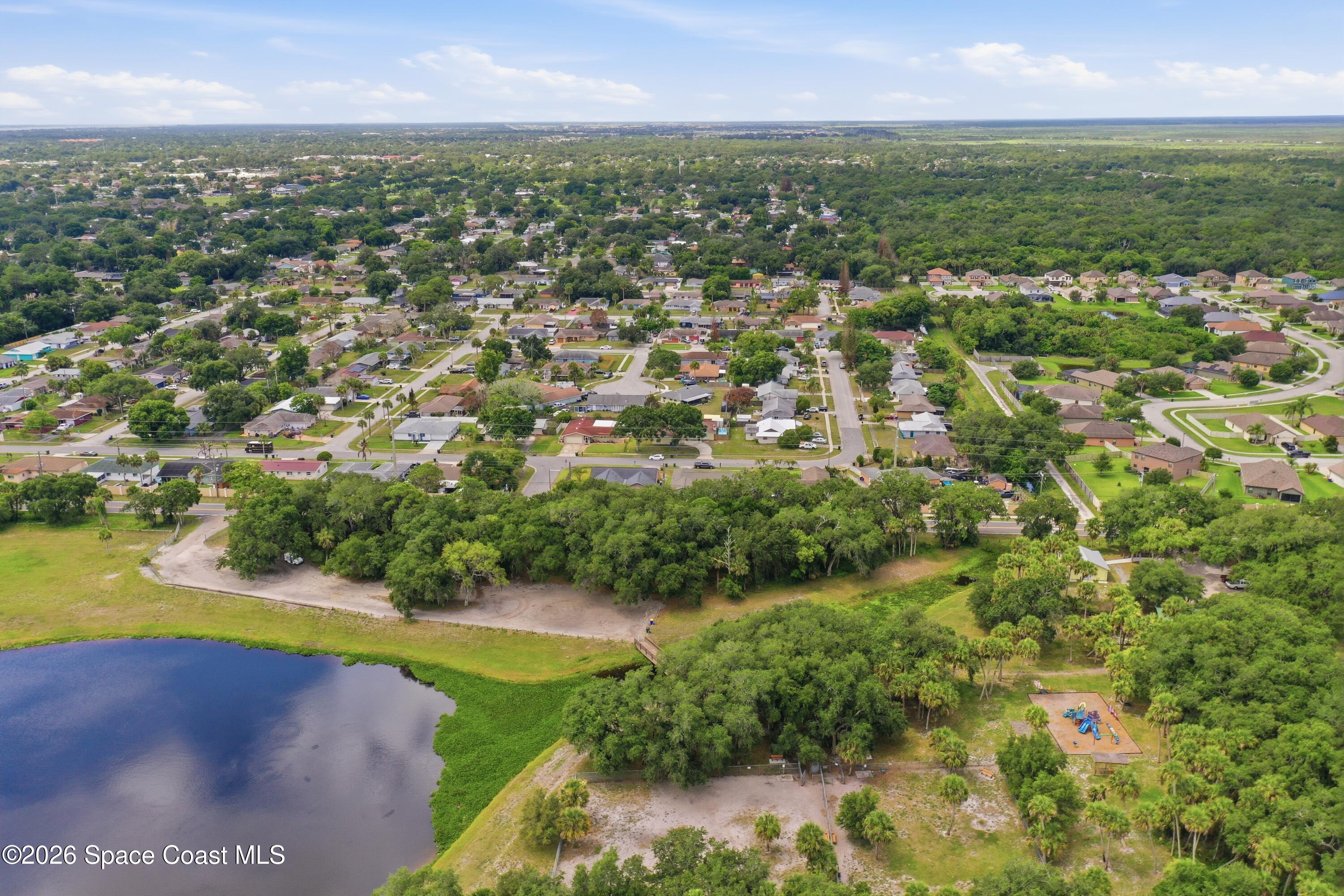 1139 Groves Drive