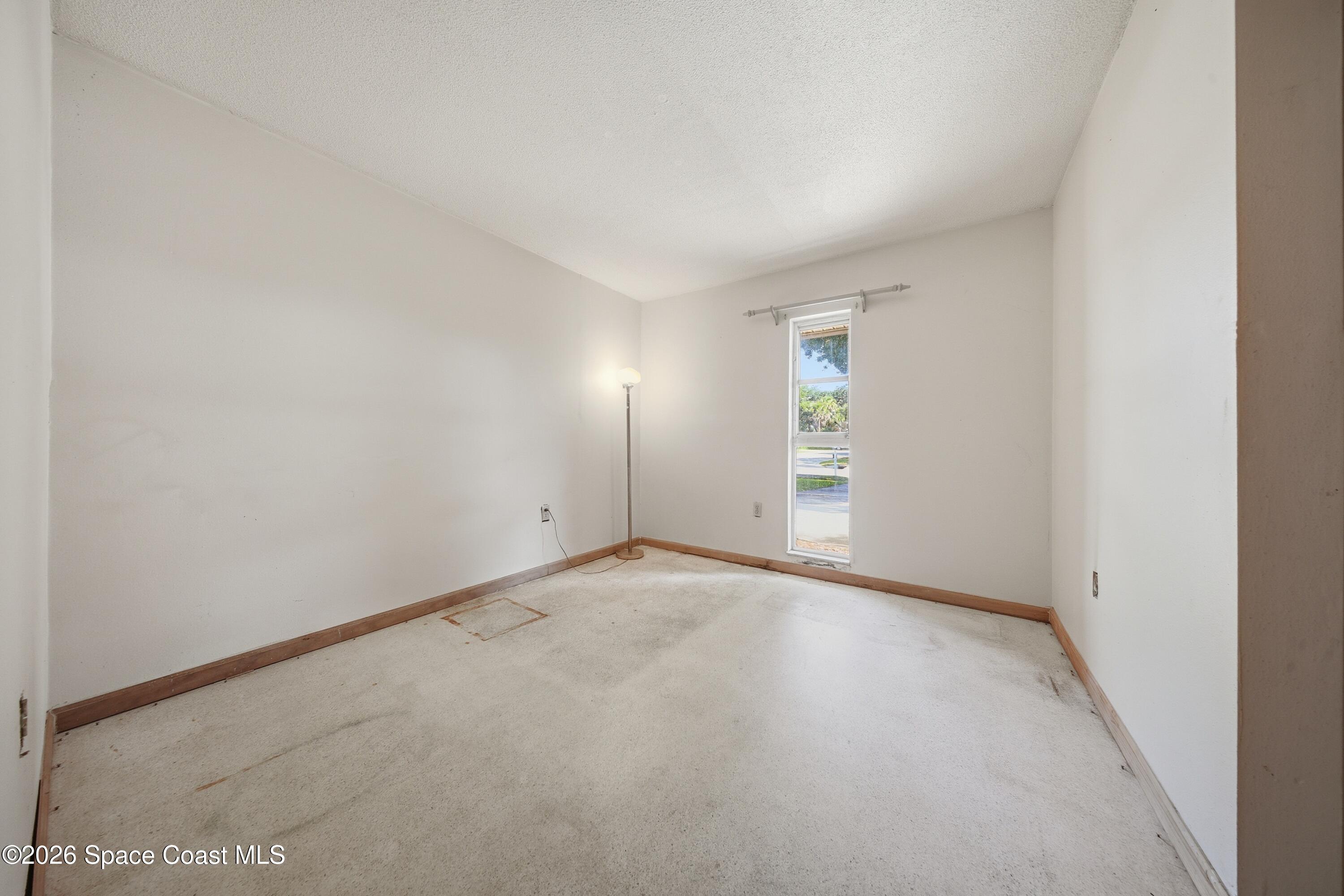 1139 Groves Drive