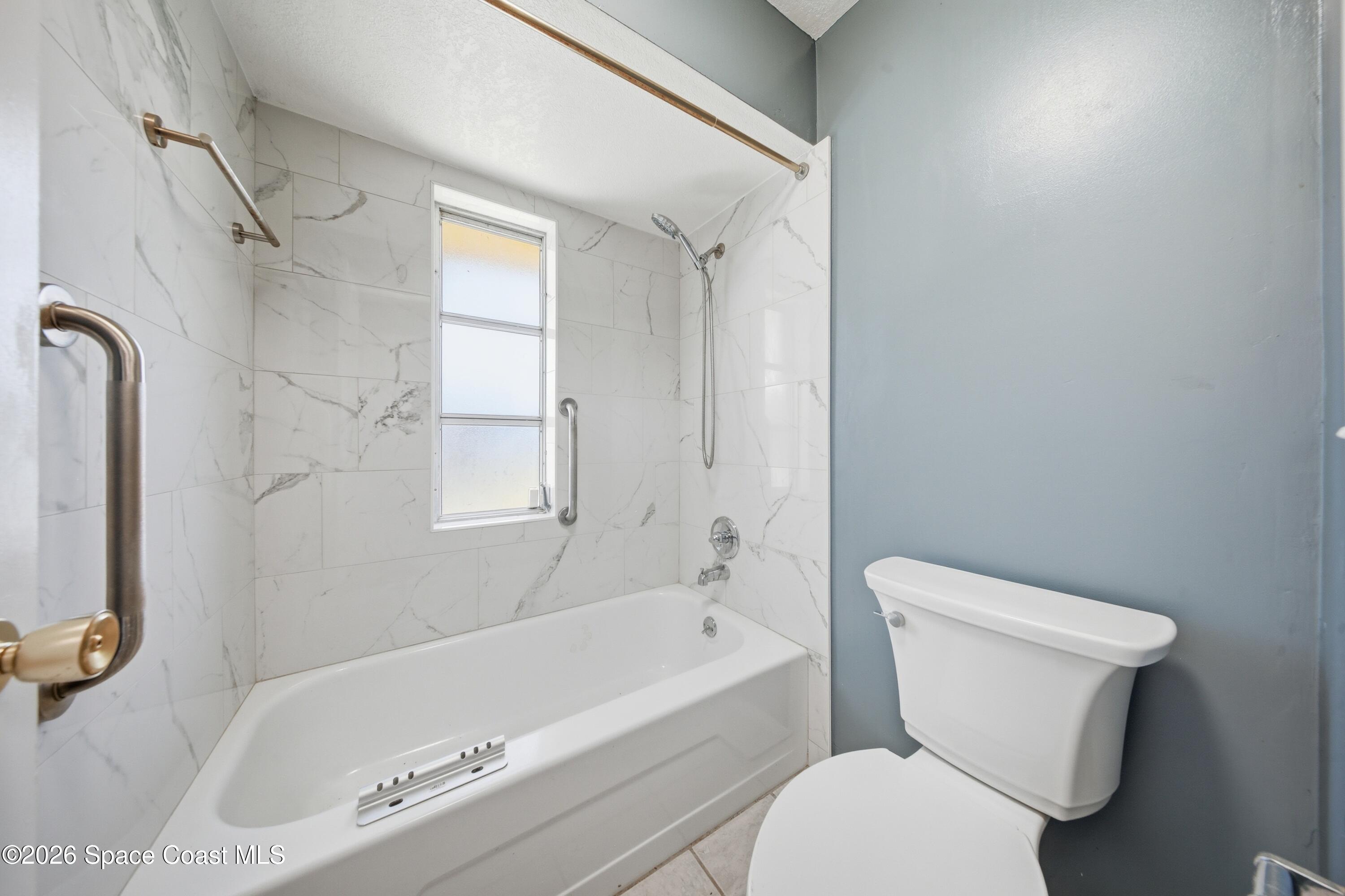 1139 Groves Drive