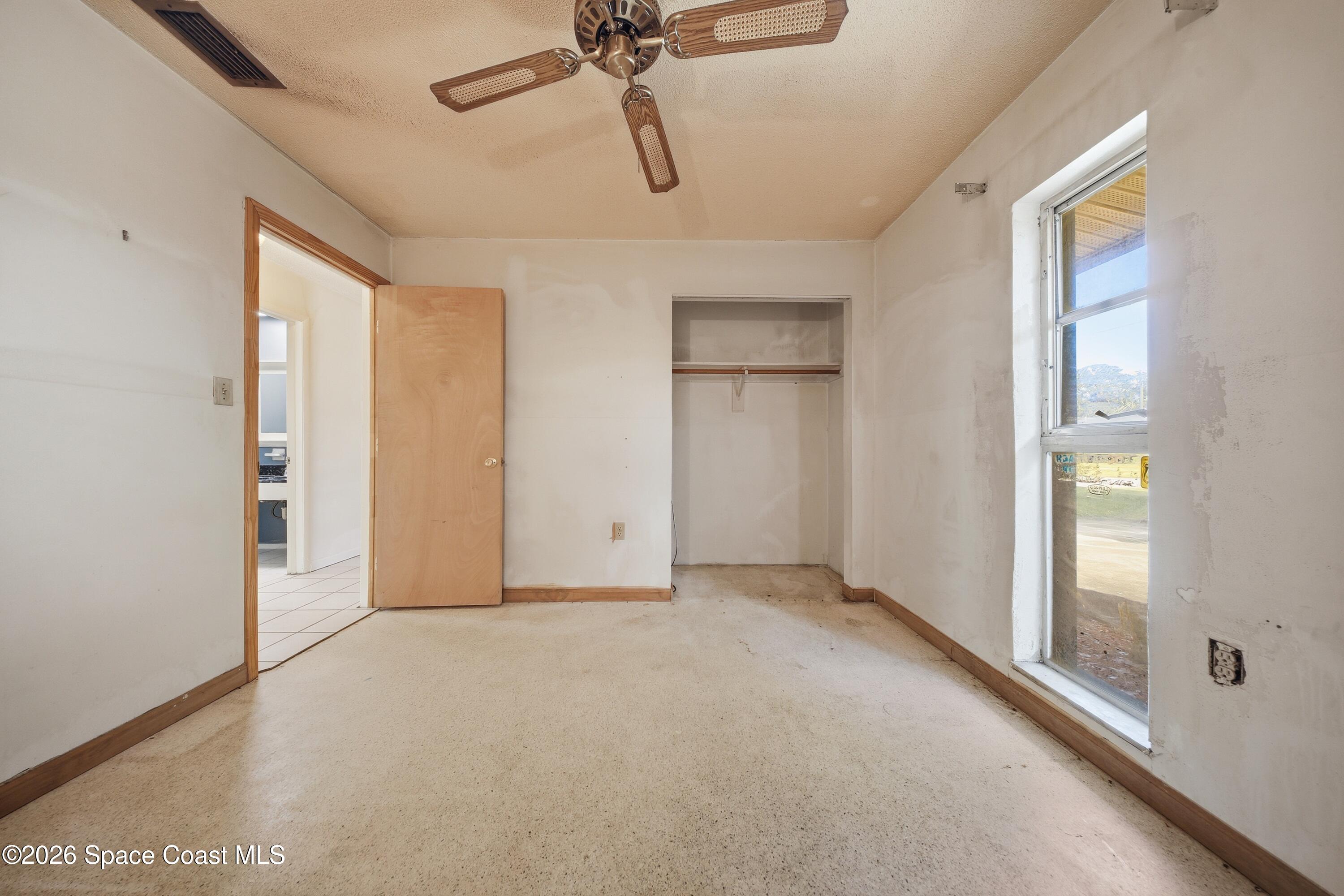 1139 Groves Drive