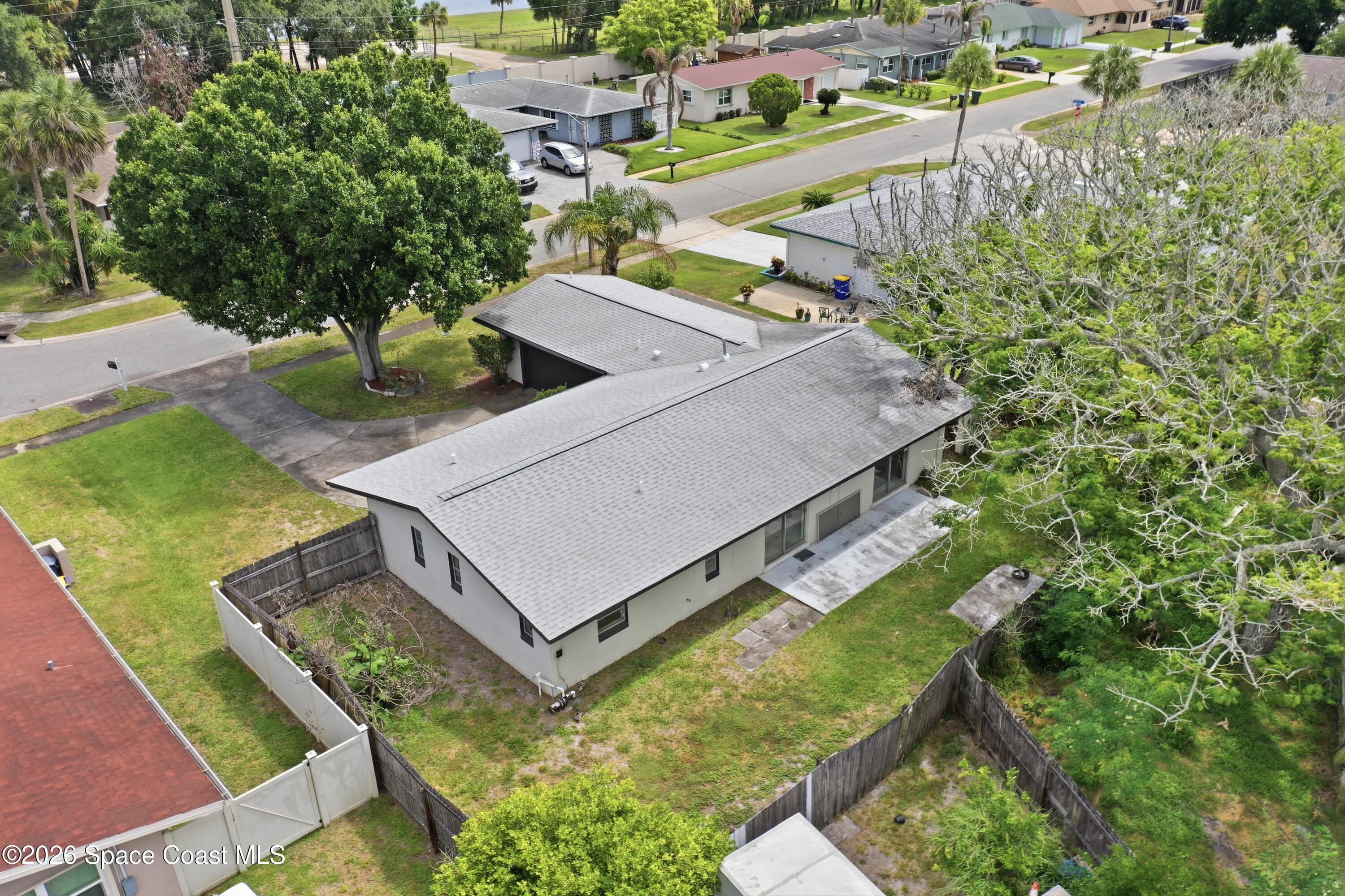 1139 Groves Drive
