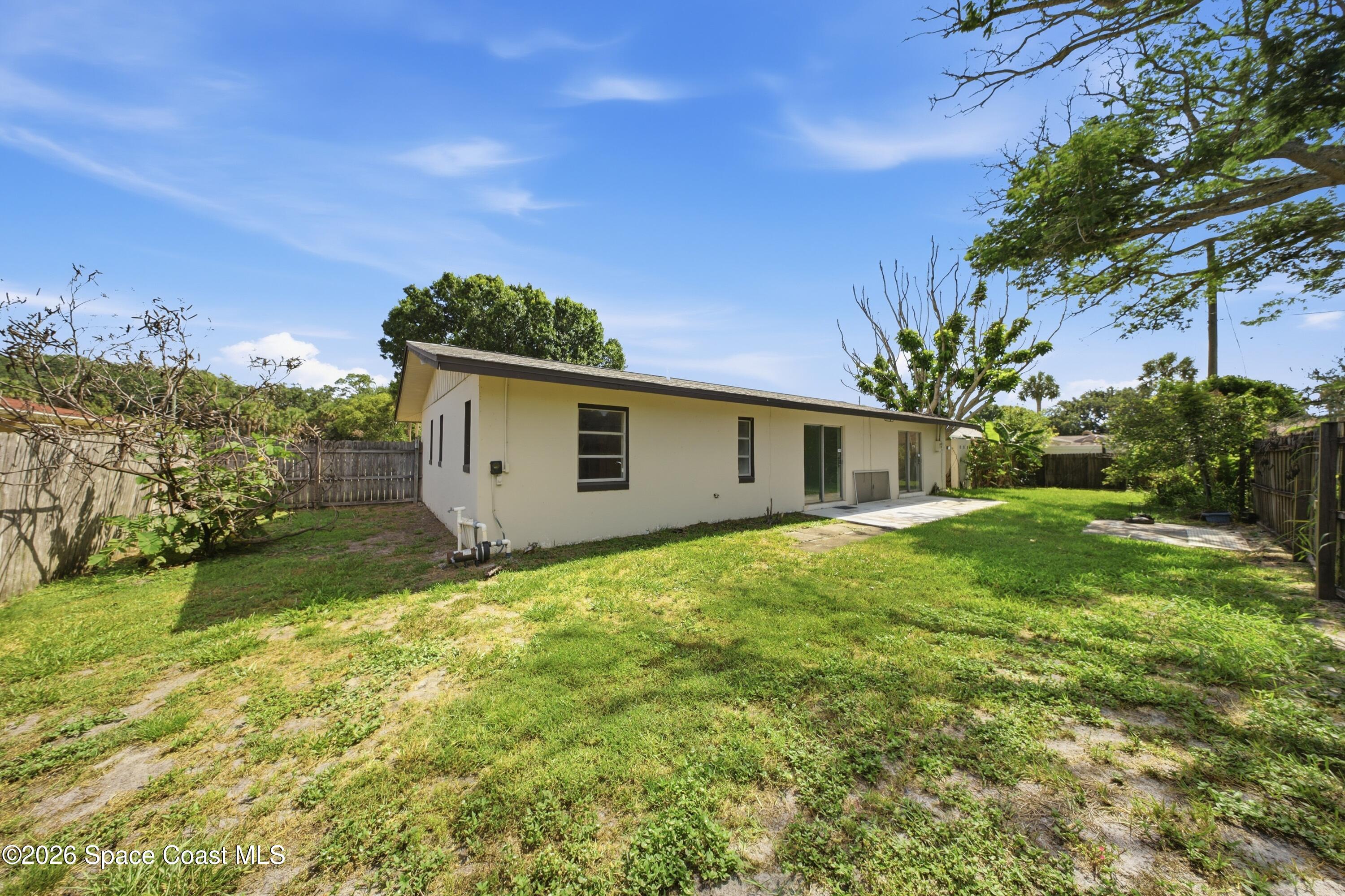 1139 Groves Drive