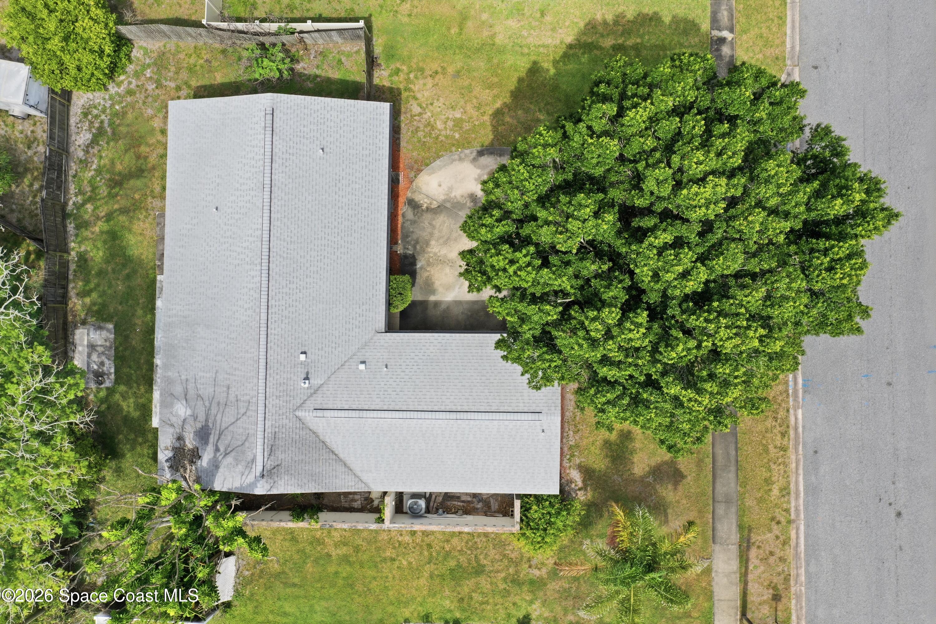 1139 Groves Drive
