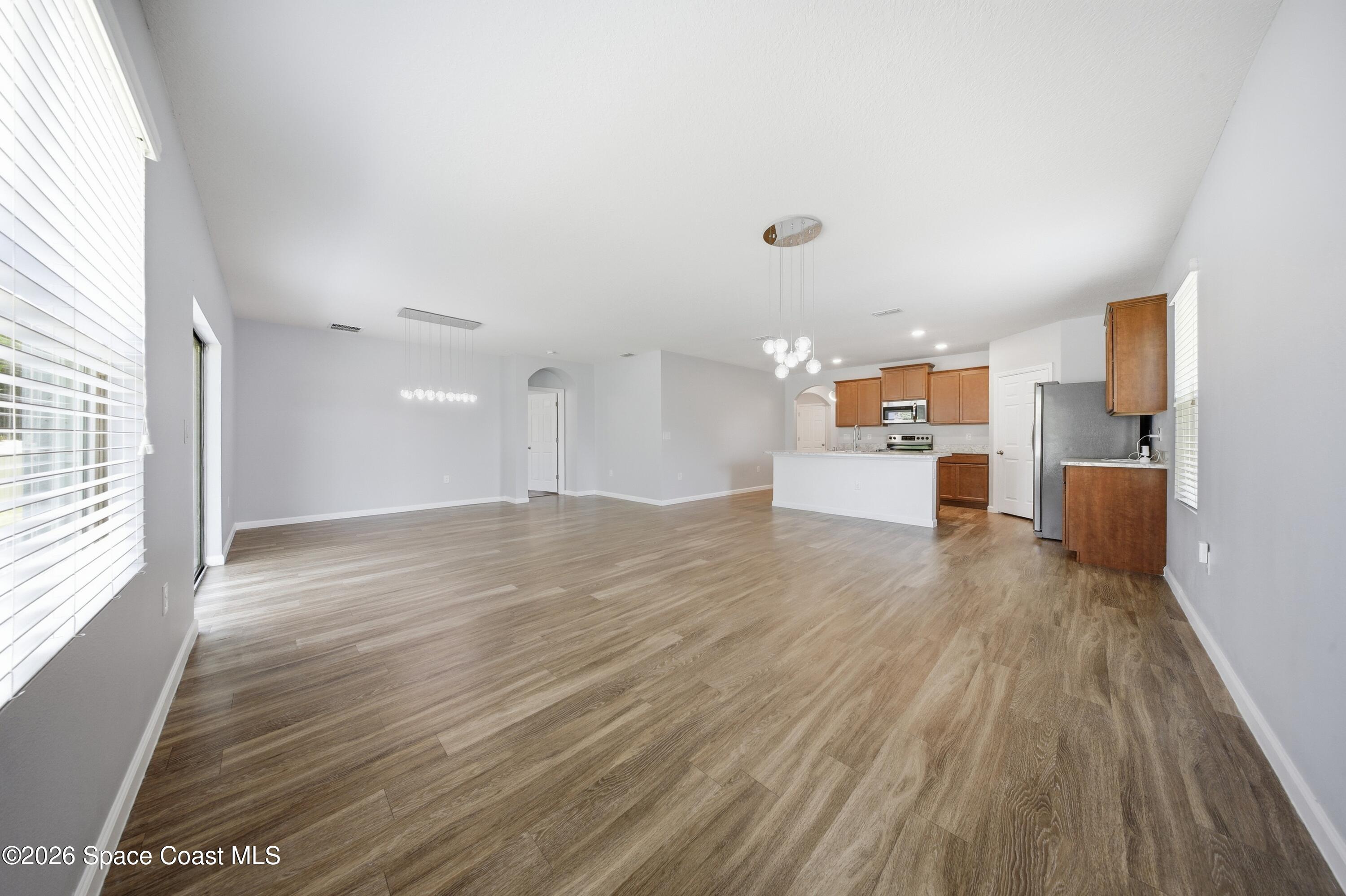 270 De Castro Avenue SE