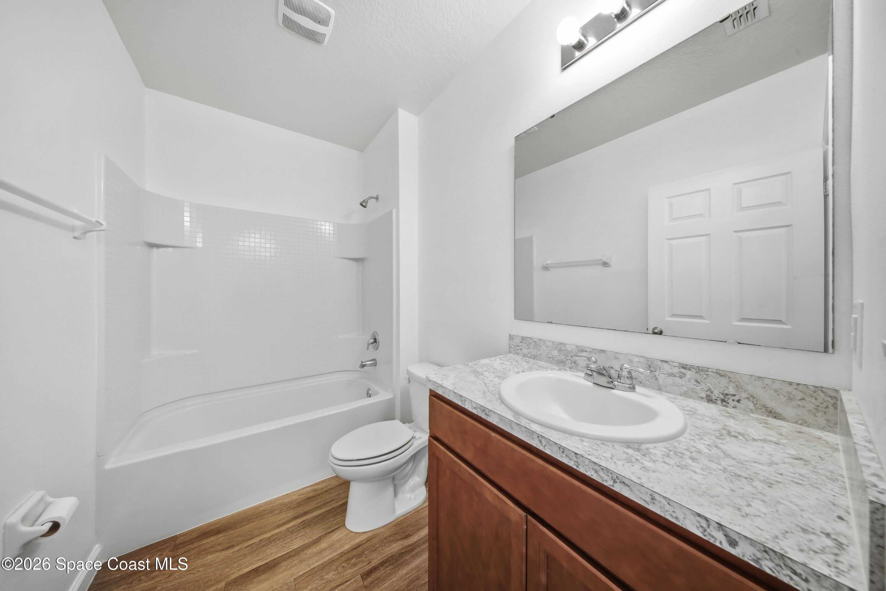 270 De Castro Avenue SE