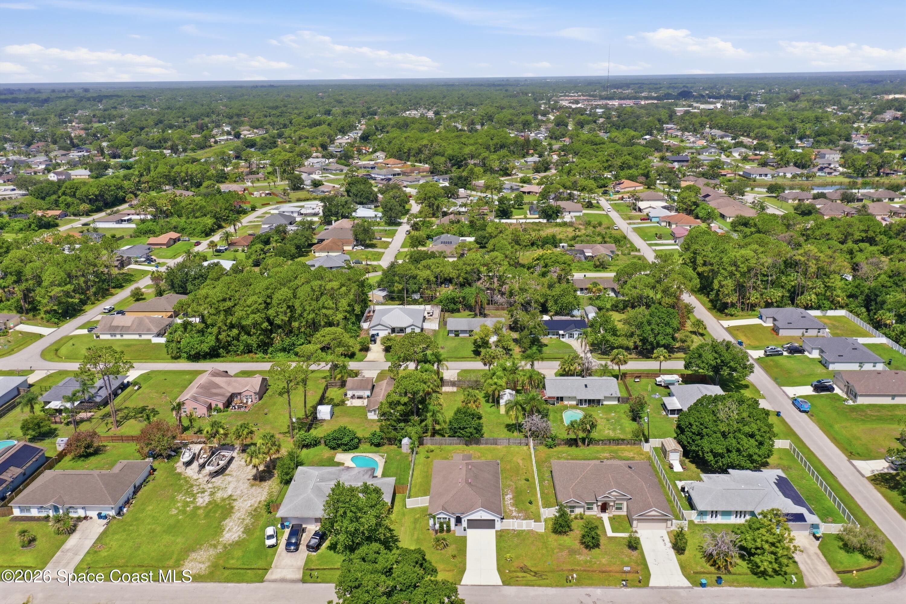 270 De Castro Avenue SE