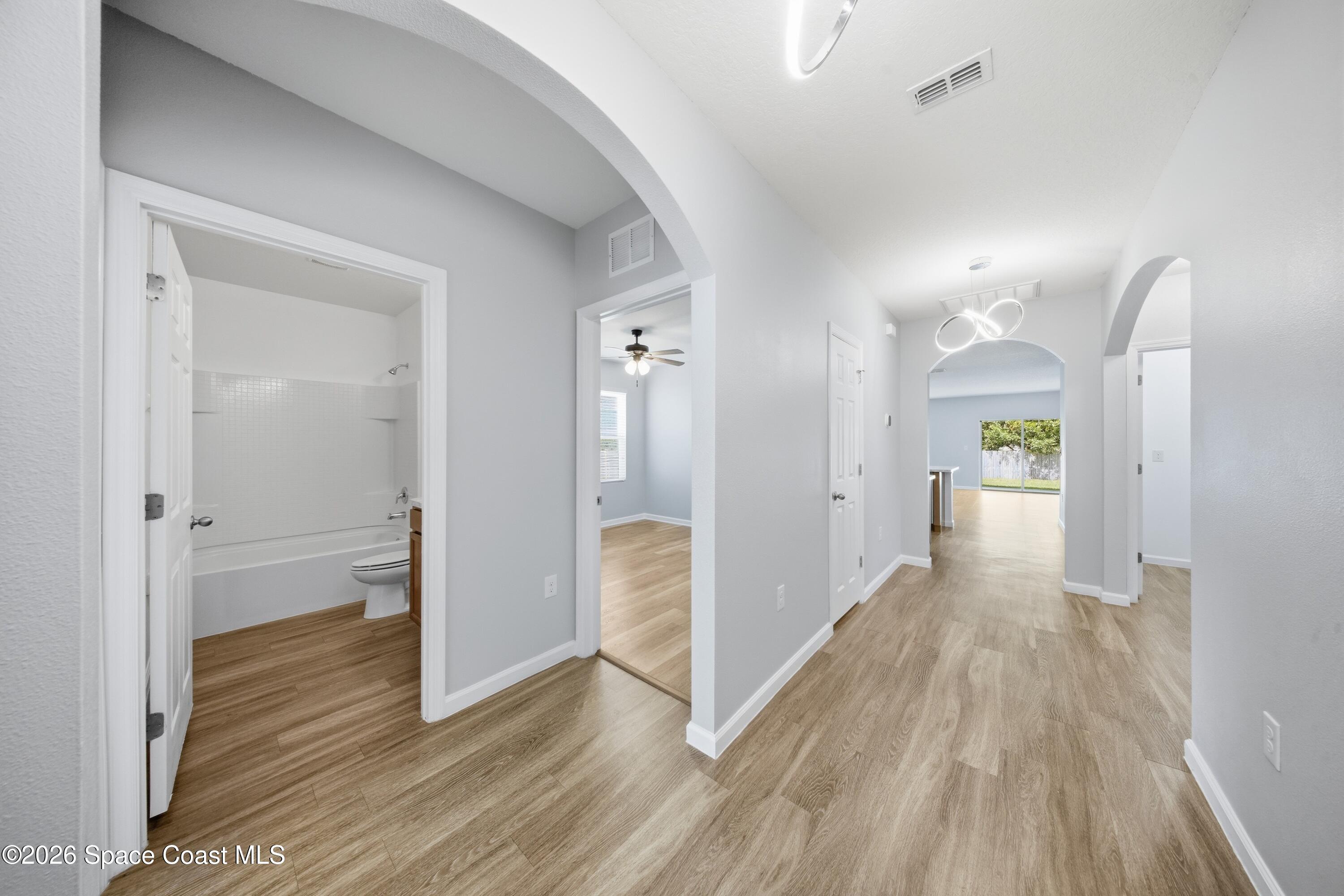 270 De Castro Avenue SE