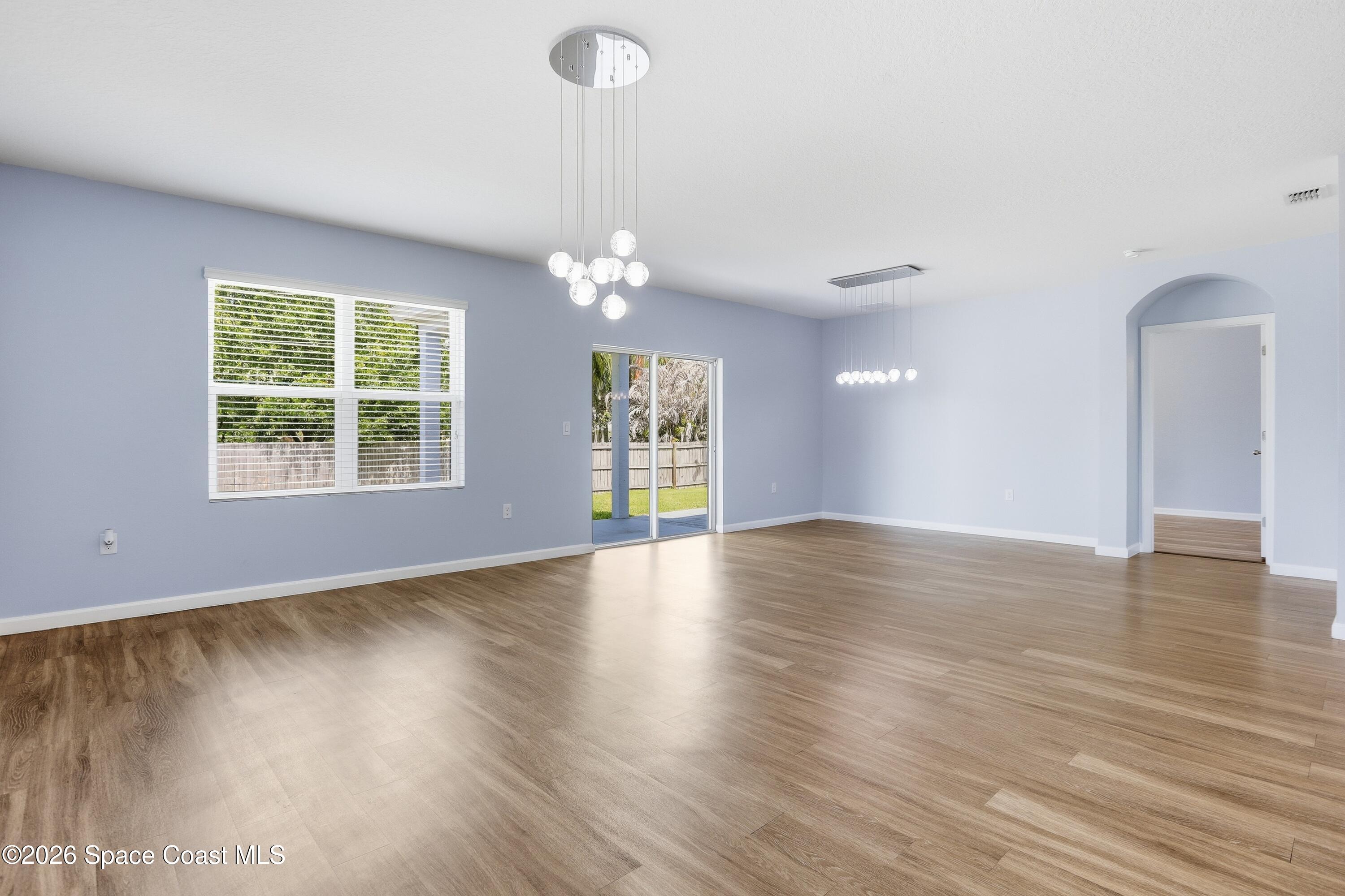 270 De Castro Avenue SE