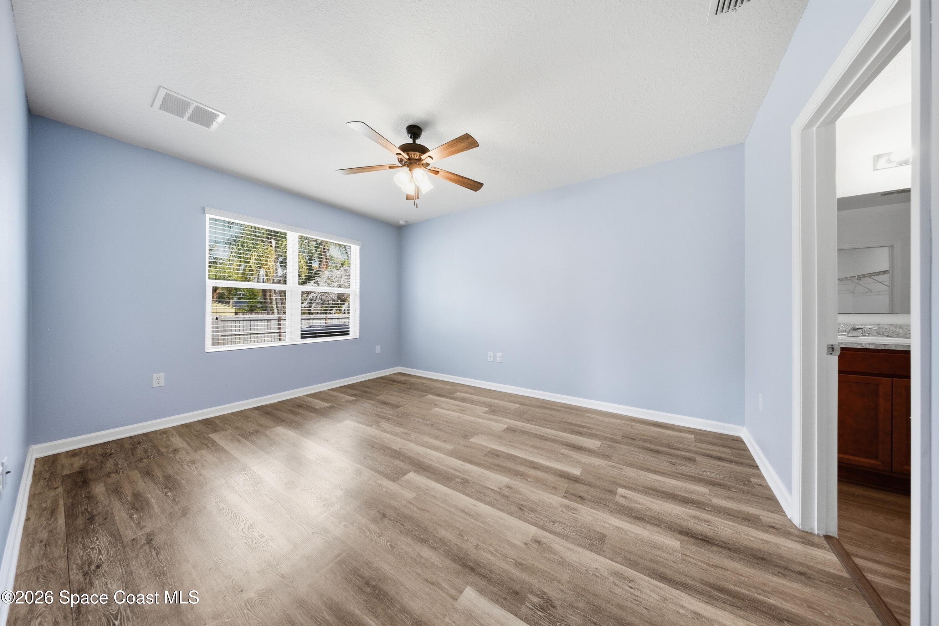 270 De Castro Avenue SE
