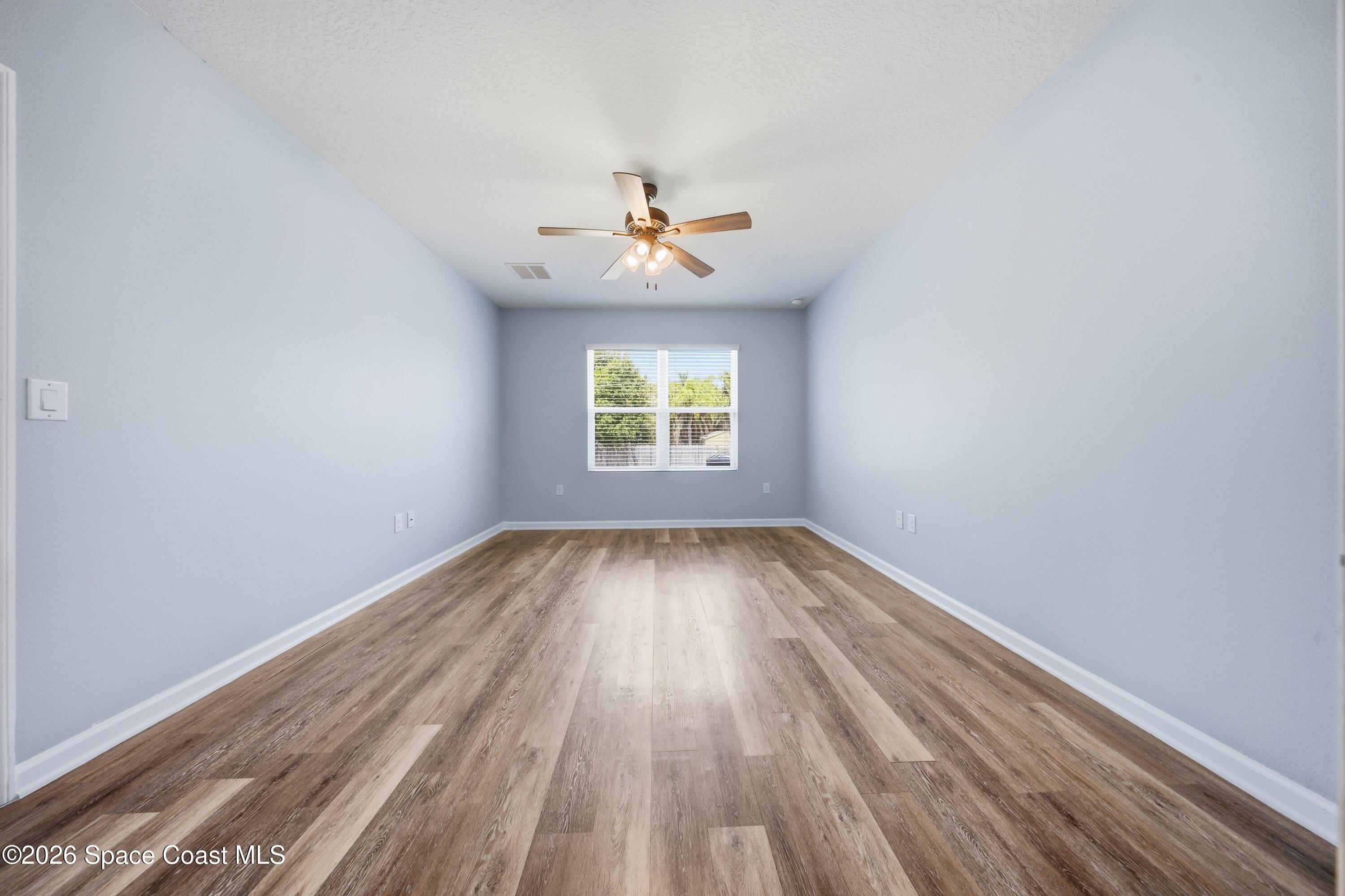 270 De Castro Avenue SE