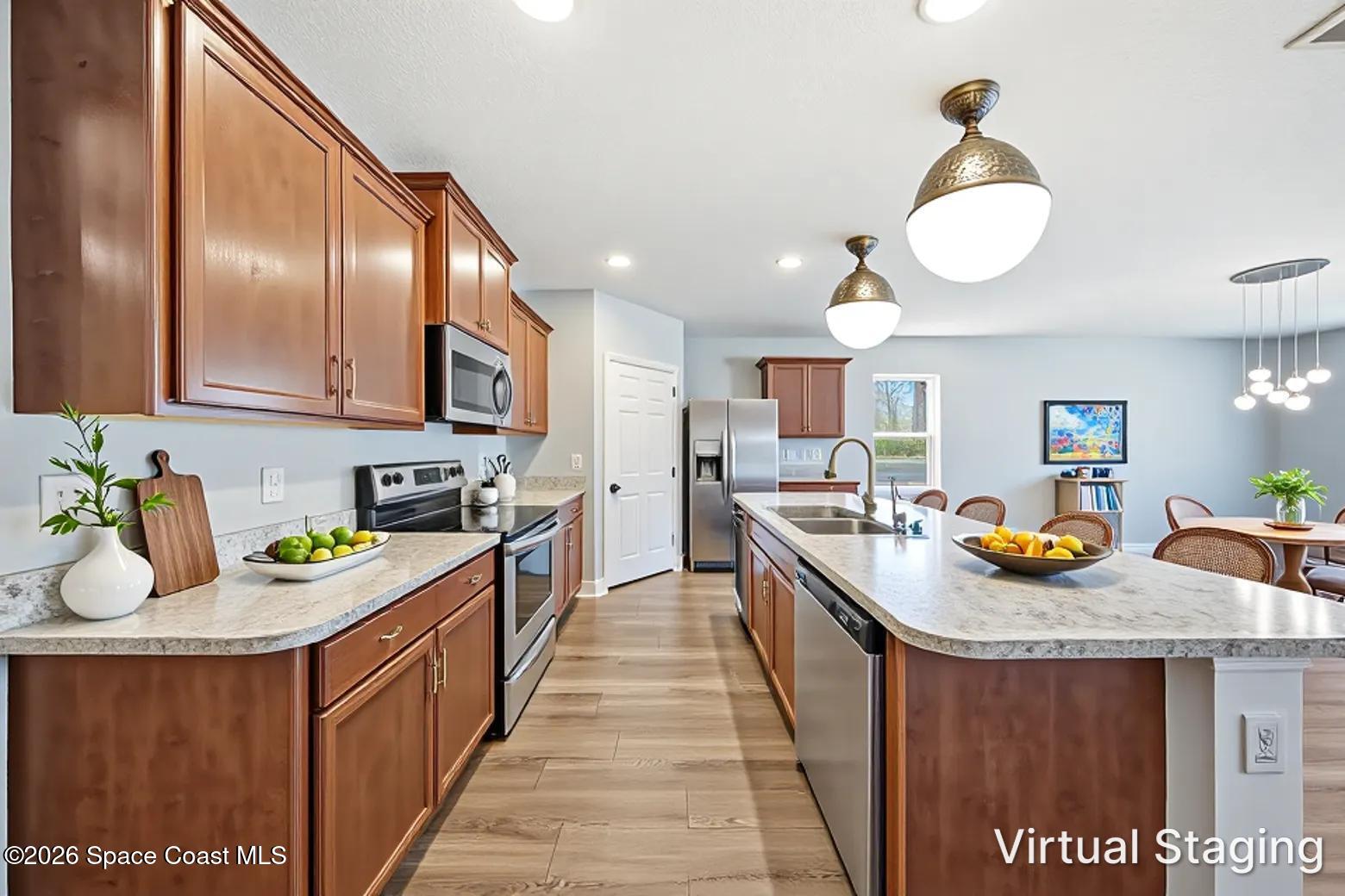 270 De Castro Avenue SE