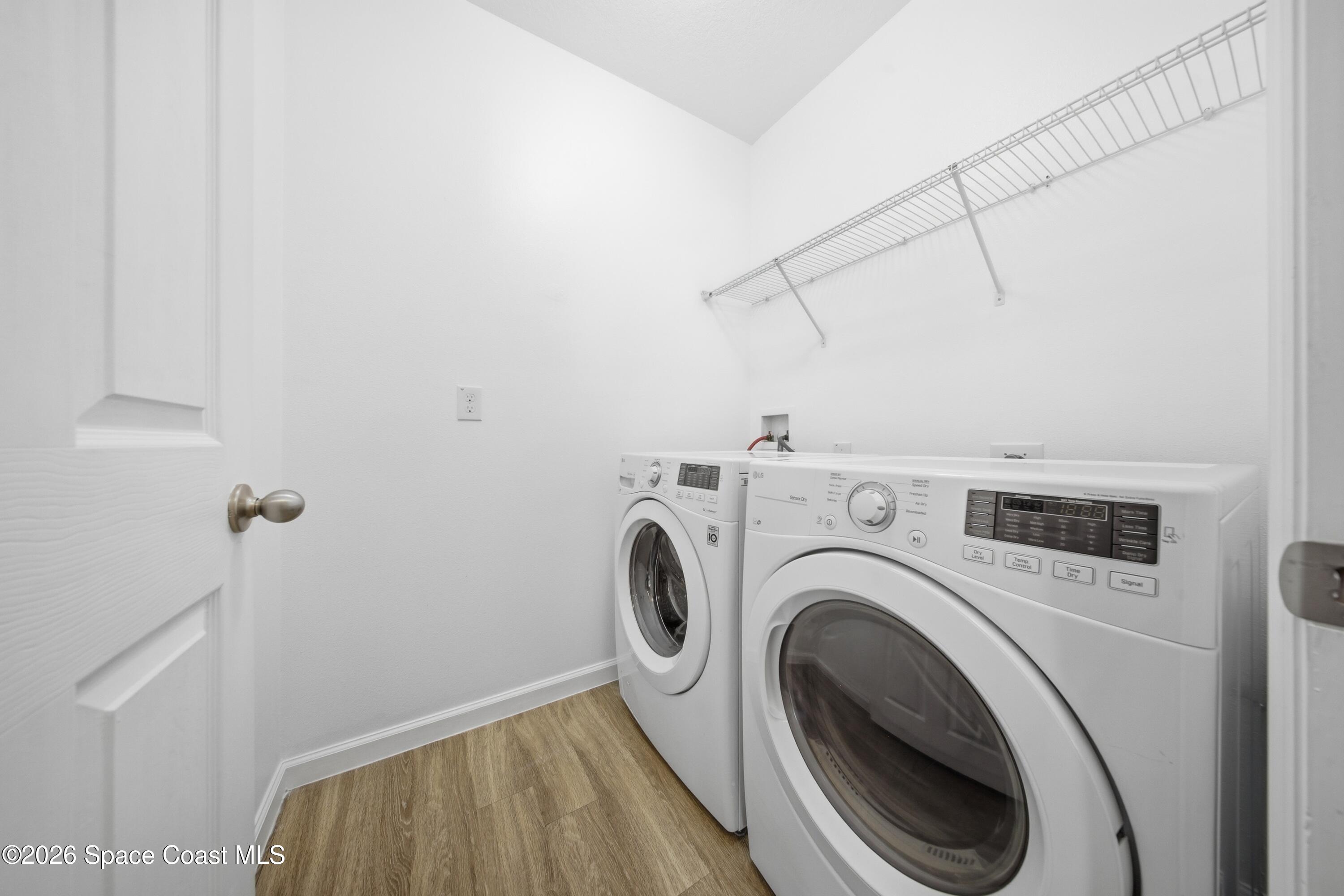 270 De Castro Avenue SE