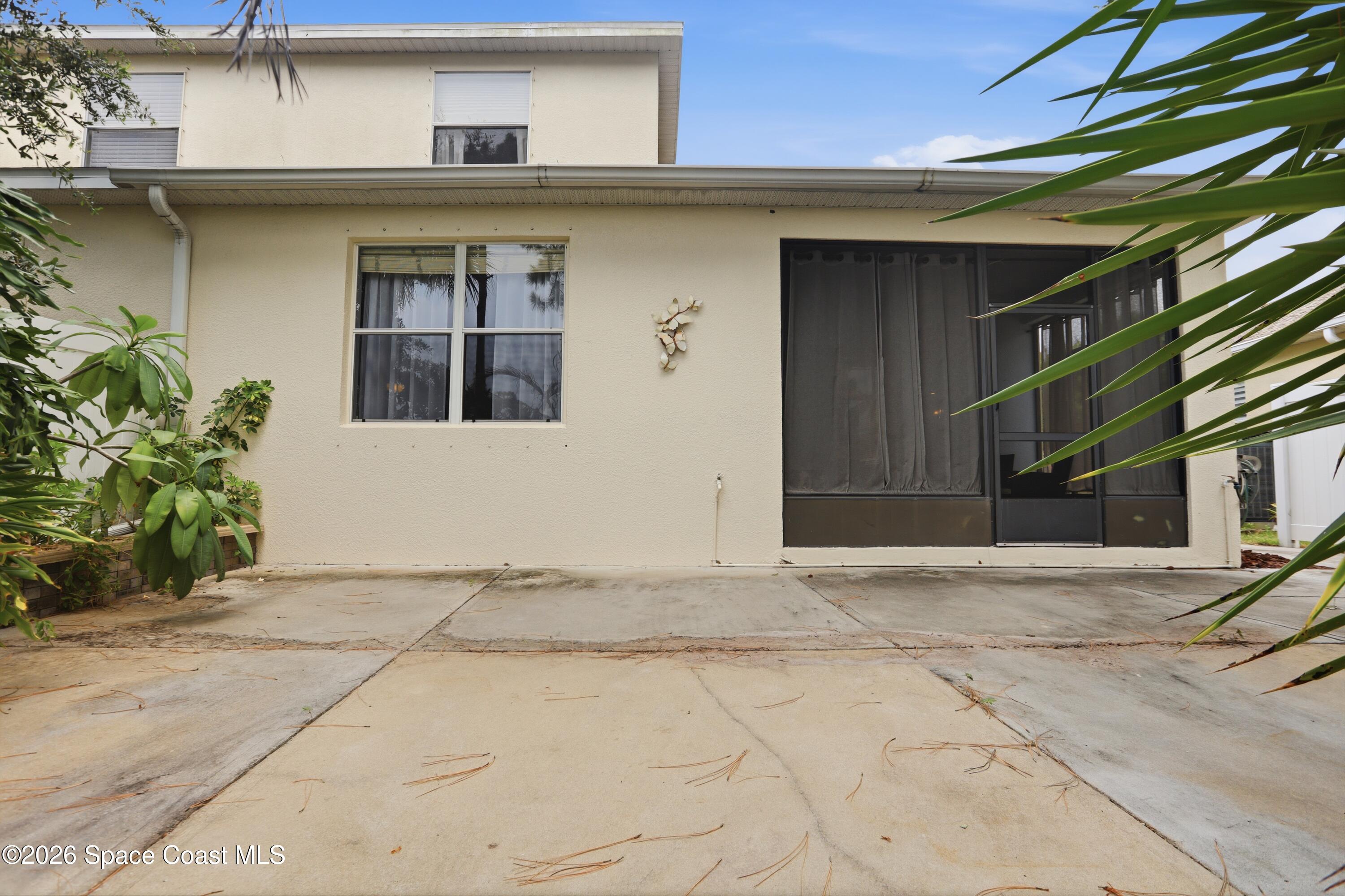 2039 Tullagee Avenue