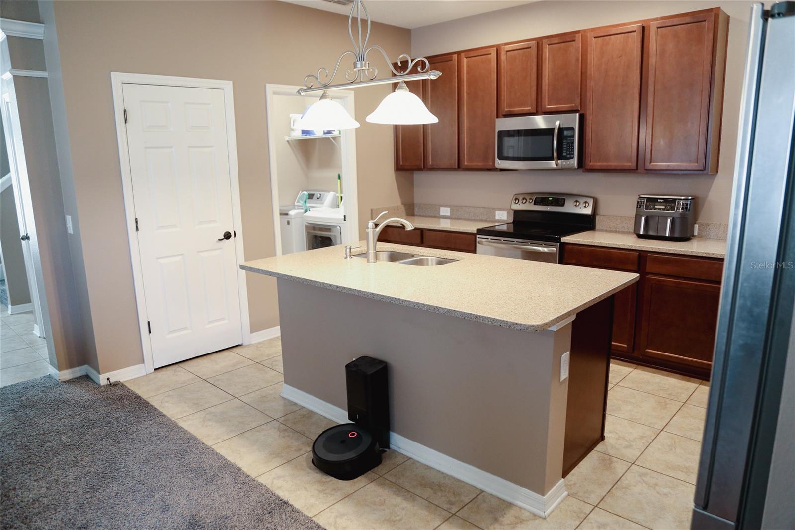 3216 BLAZING STAR LN