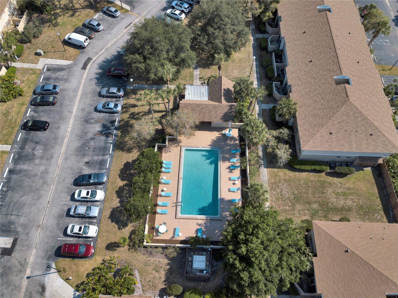 1608 SUNNY BROOK LN NE #105