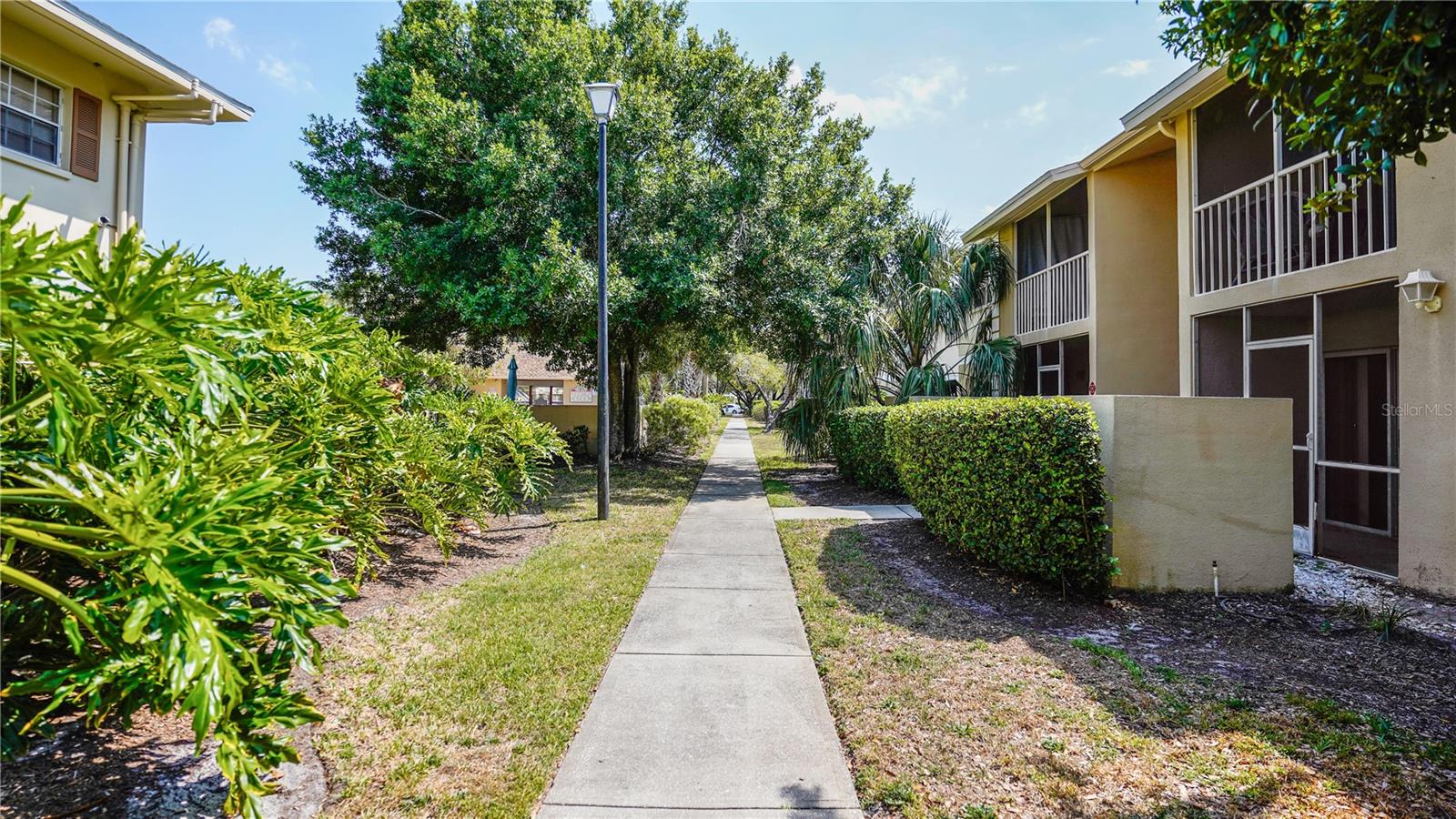 1608 SUNNY BROOK LN NE #105