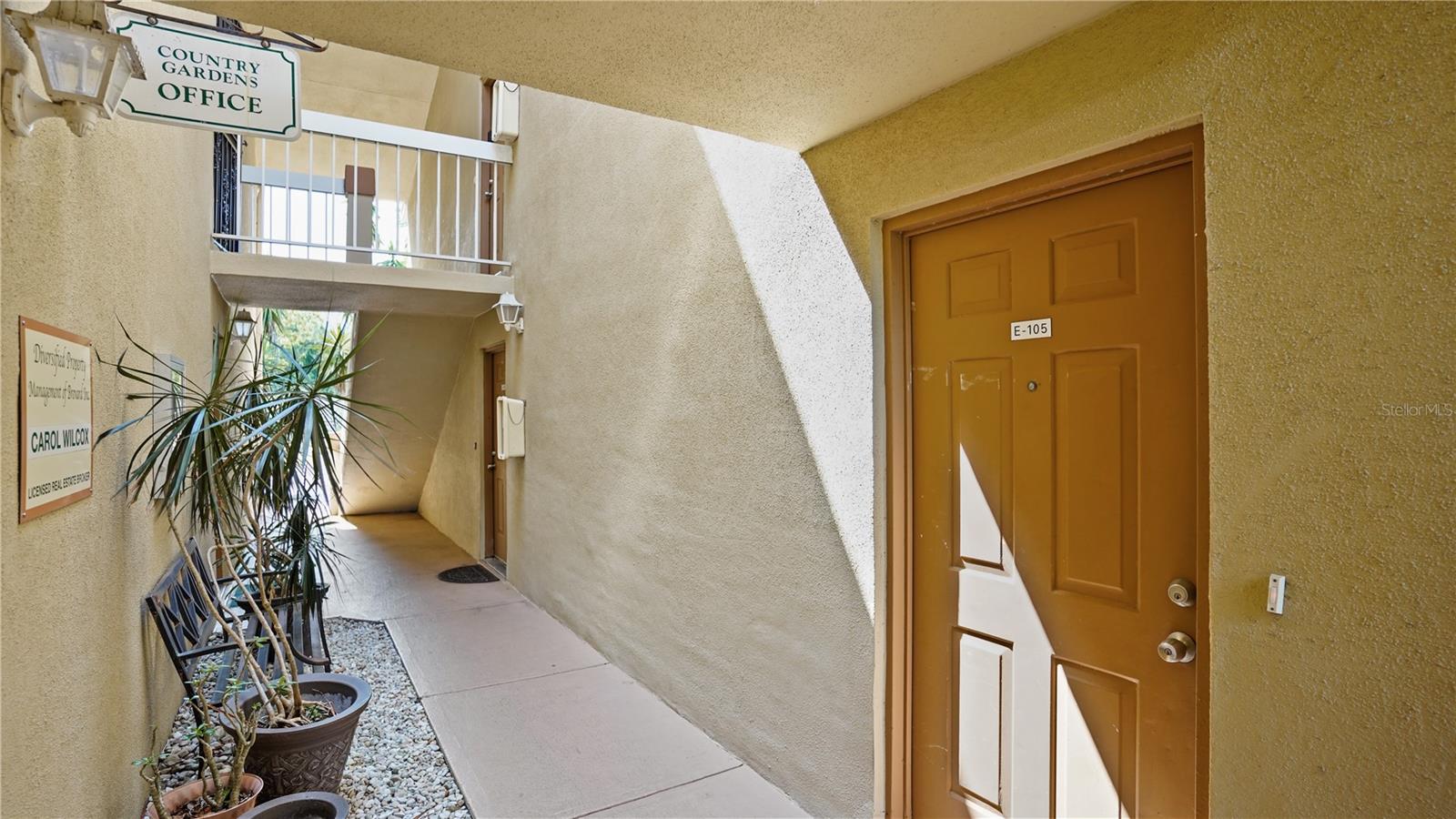 1608 SUNNY BROOK LN NE #105