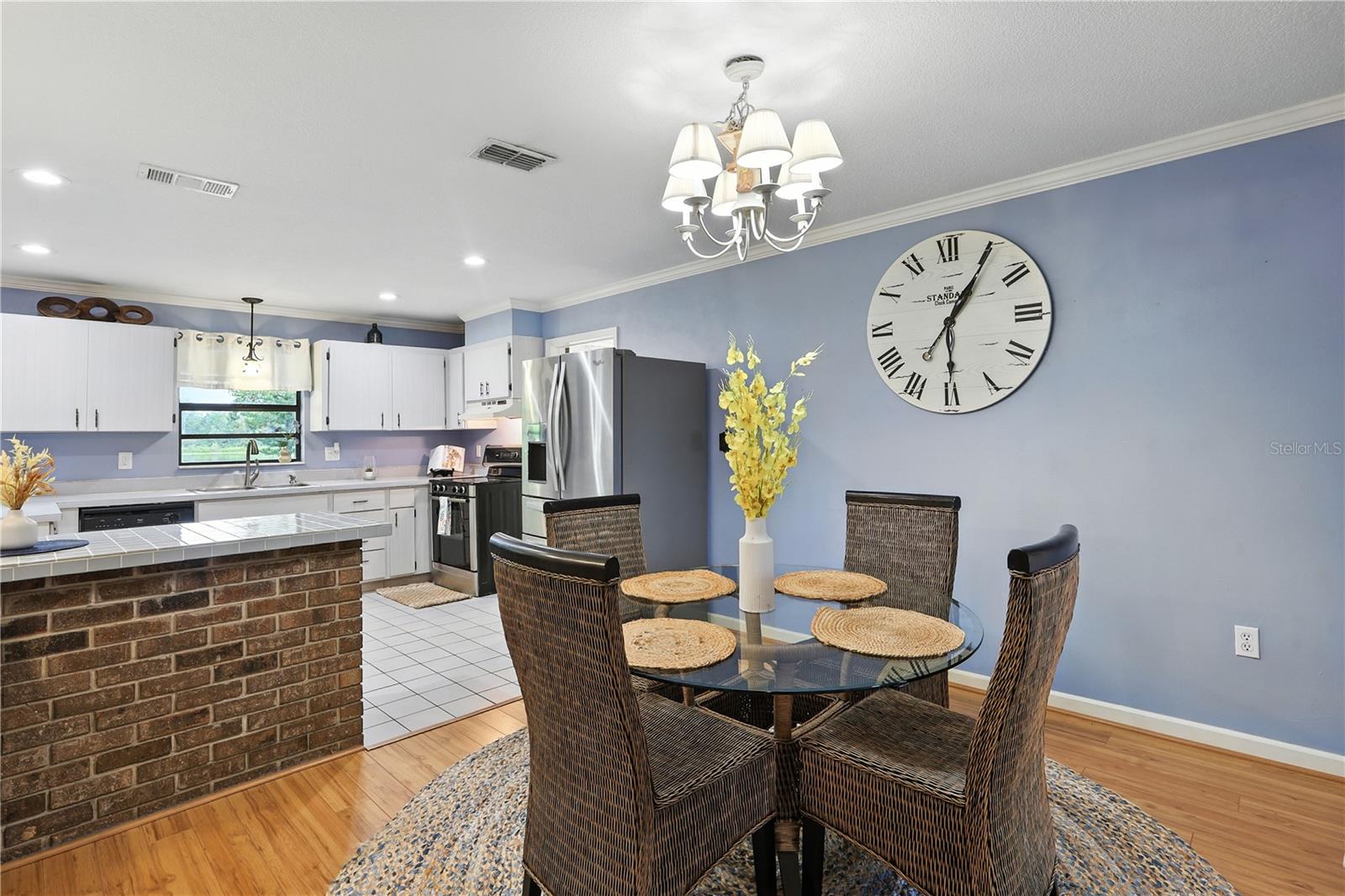 2028 LAKE CHRISTIE DR