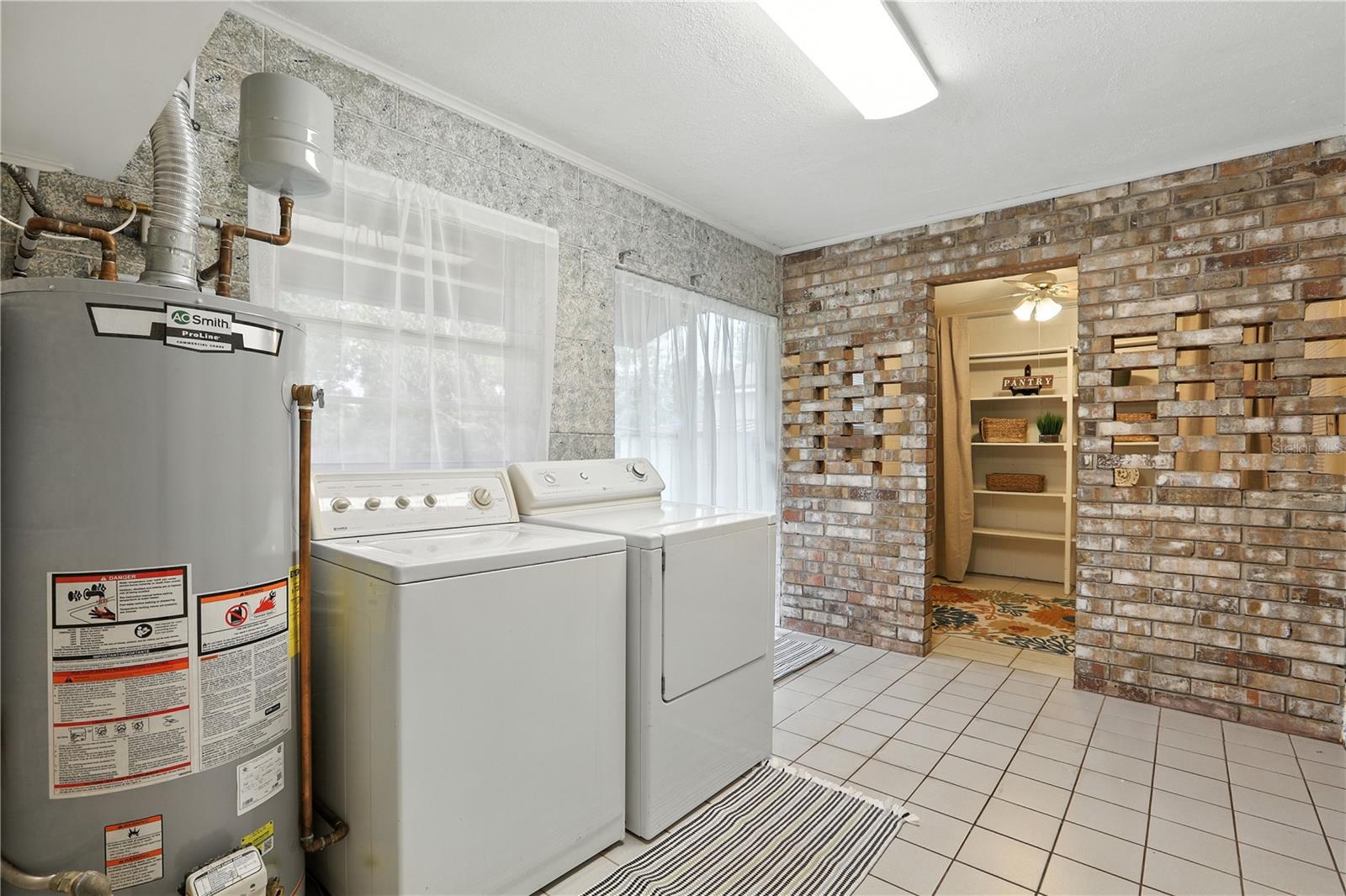 2028 LAKE CHRISTIE DR