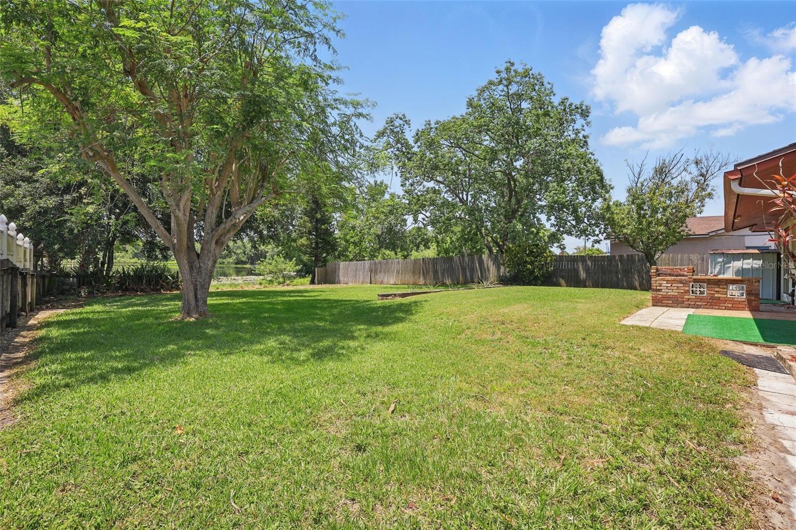 2028 LAKE CHRISTIE DR