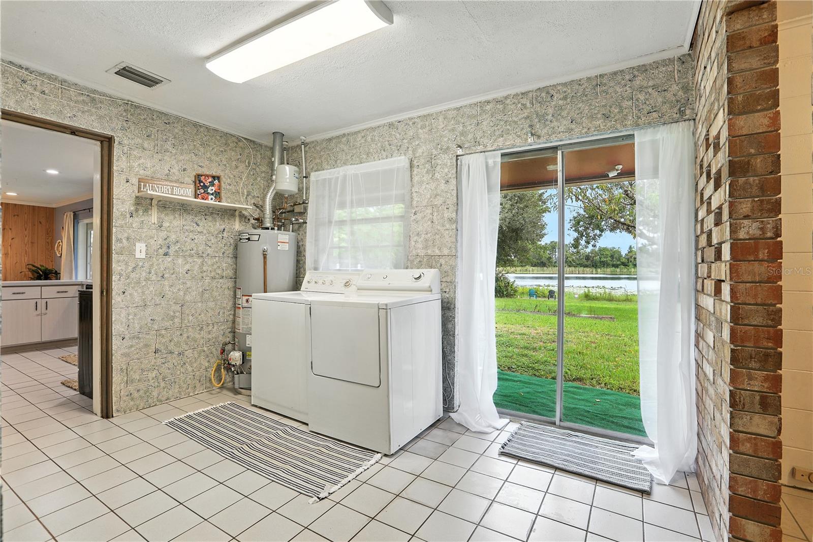 2028 LAKE CHRISTIE DR