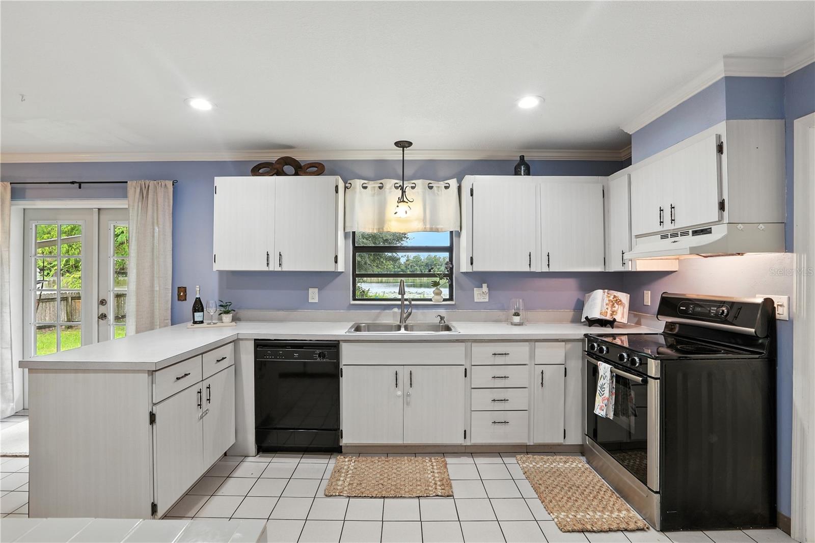 2028 LAKE CHRISTIE DR