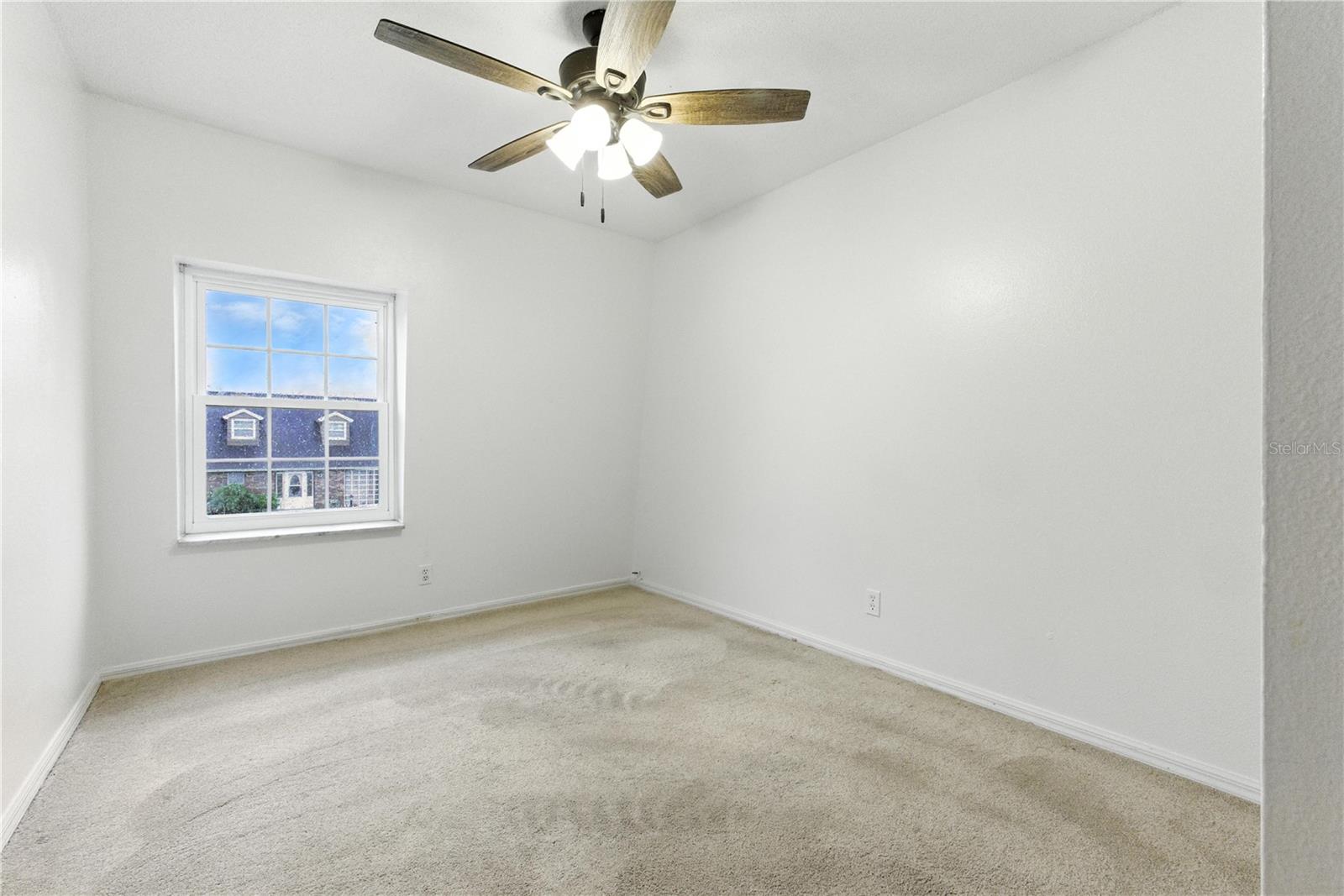 560 ORA DELL AVE