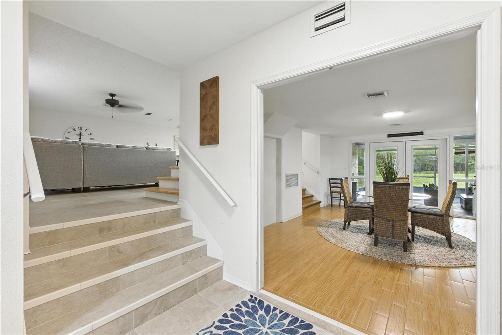 560 ORA DELL AVE
