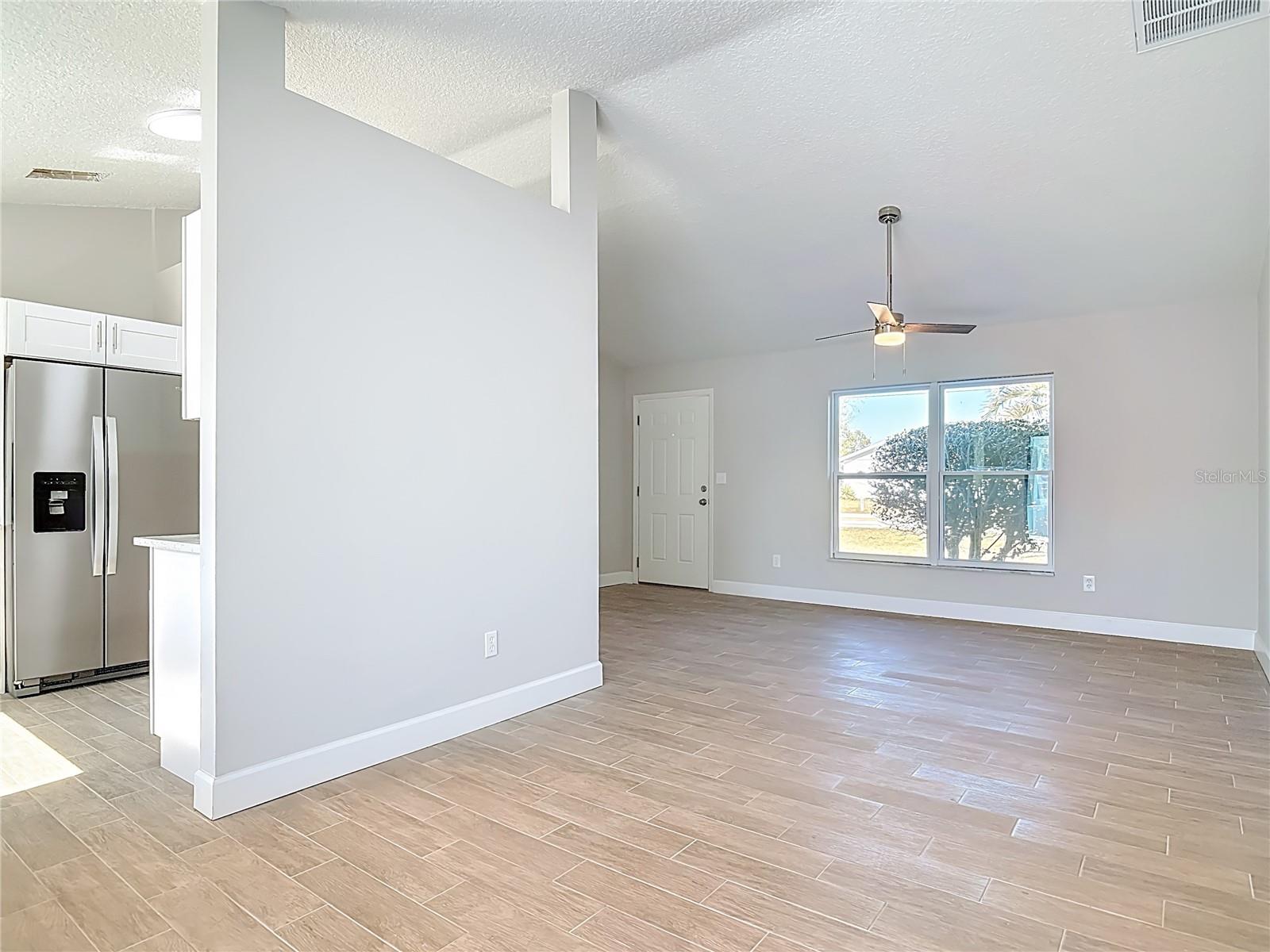 801 ANDERSON DR