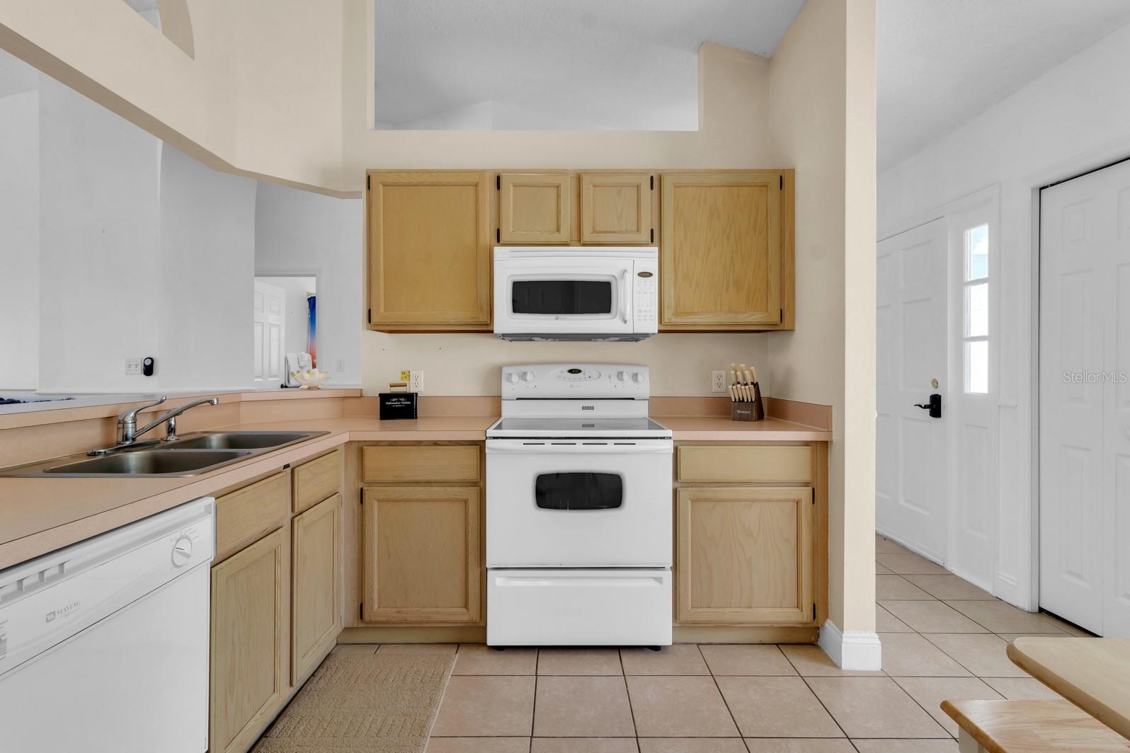 138 PINE LAKE VIEW DR