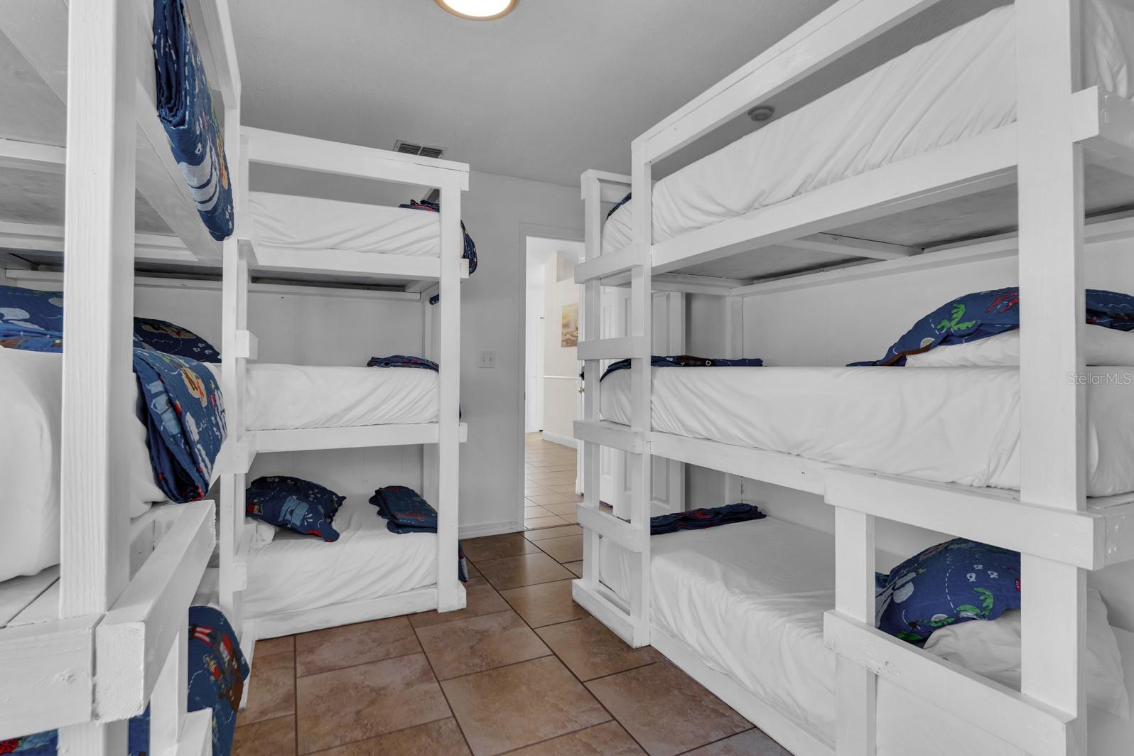 138 PINE LAKE VIEW DR