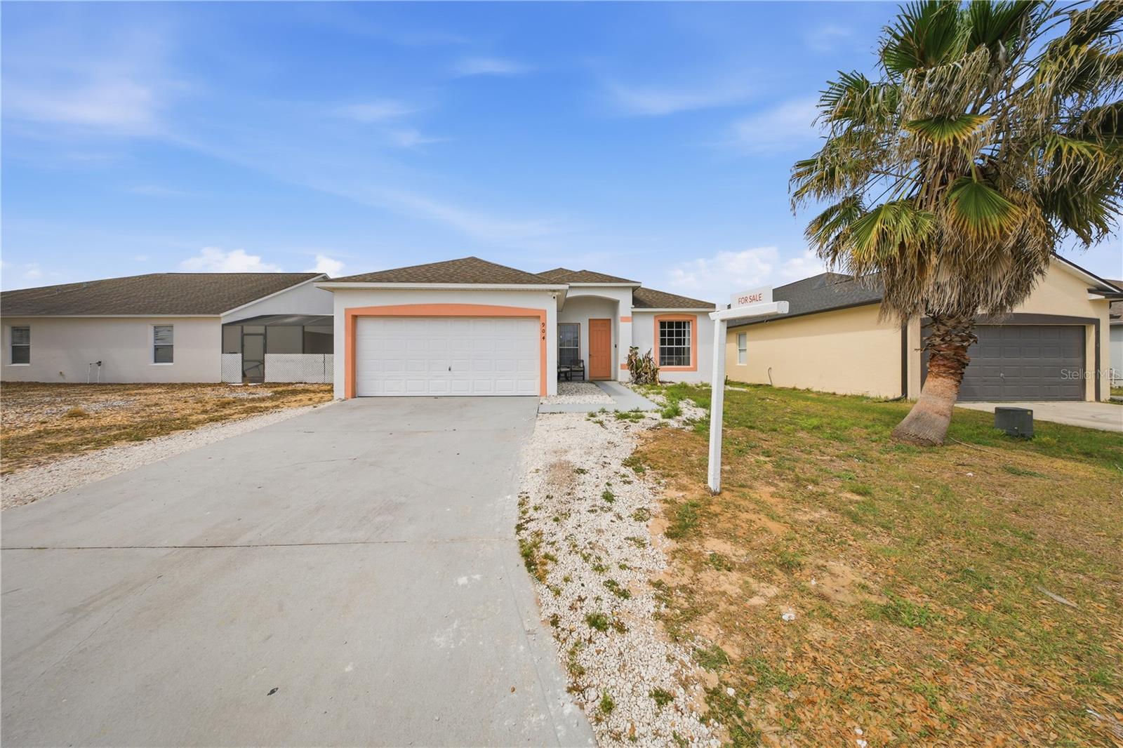 904 KNOLLWOOD DR