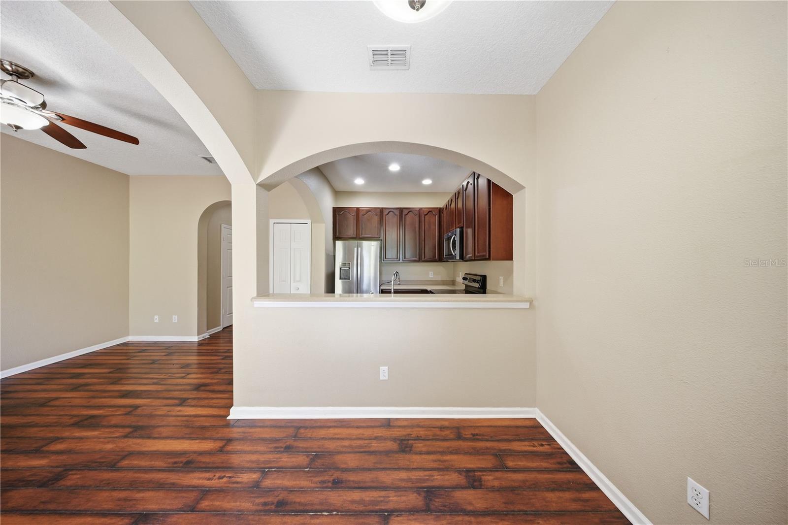 10291 PARK COMMONS DR